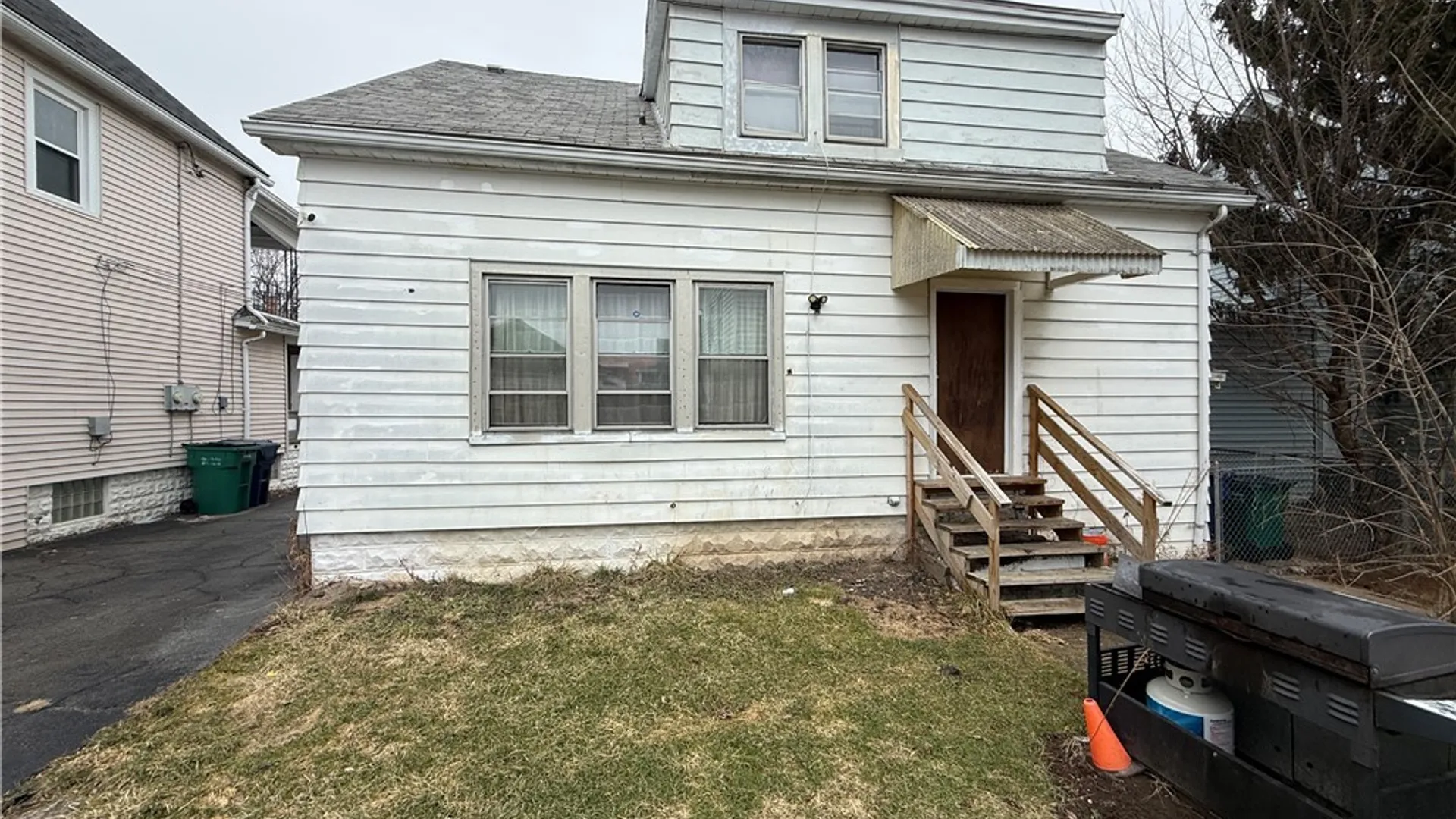 Property at 170 Newfield Street, Buffalo, NY 14207 20