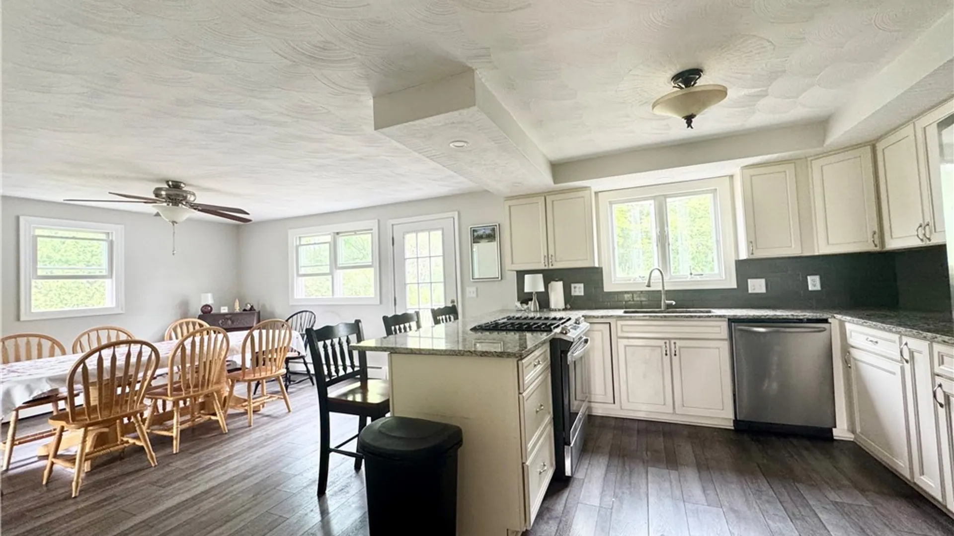 Property at 35 Metcalf Drive, Auburn, NY 13021 4