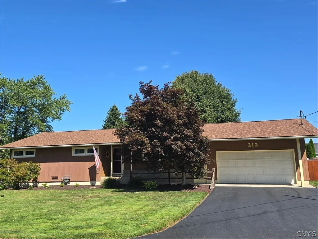 Property at 212 Cleveland Avenue, Salina, NY 13088