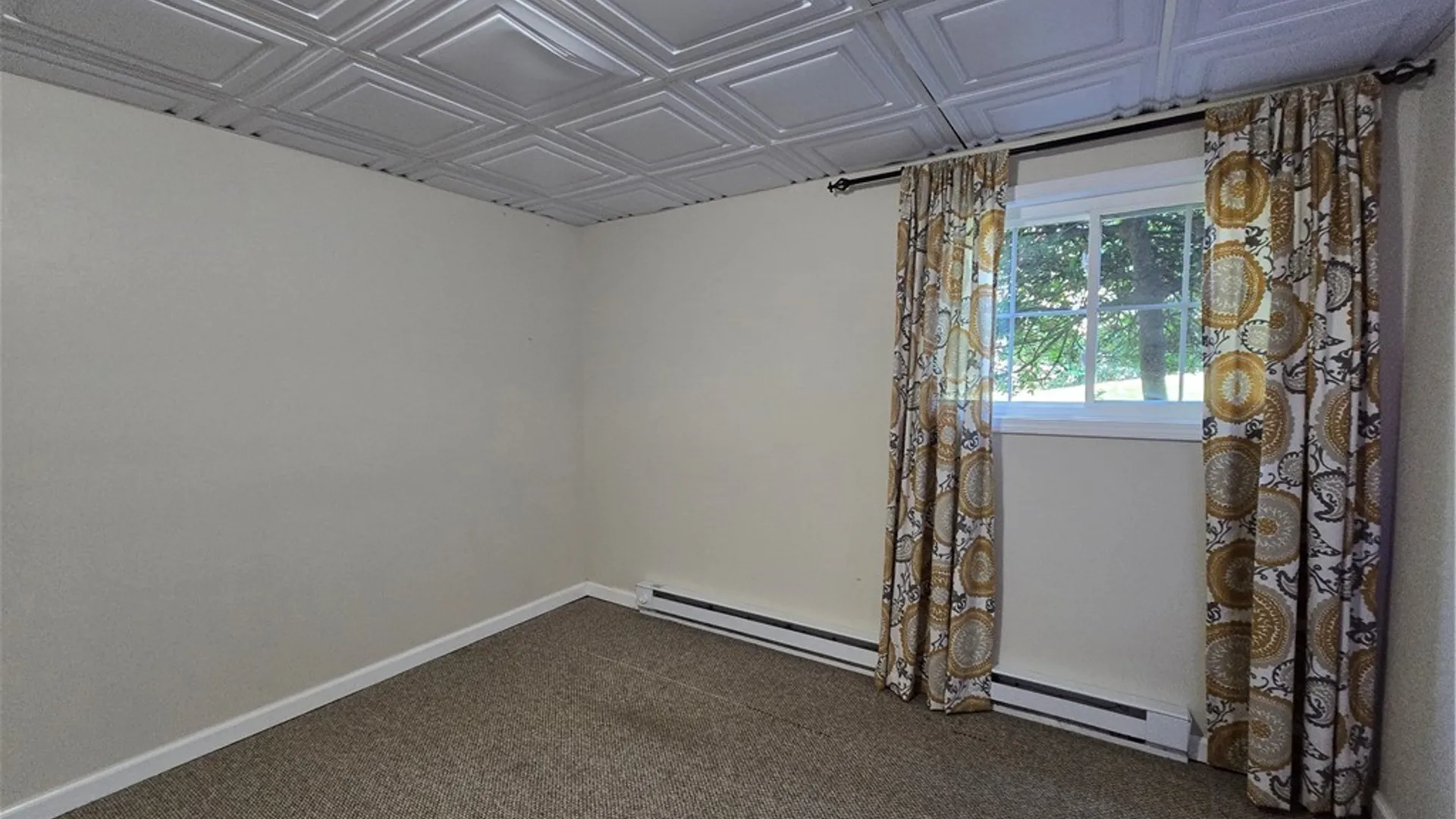 Property at 212 Cleveland Avenue, Salina, NY 13088 36