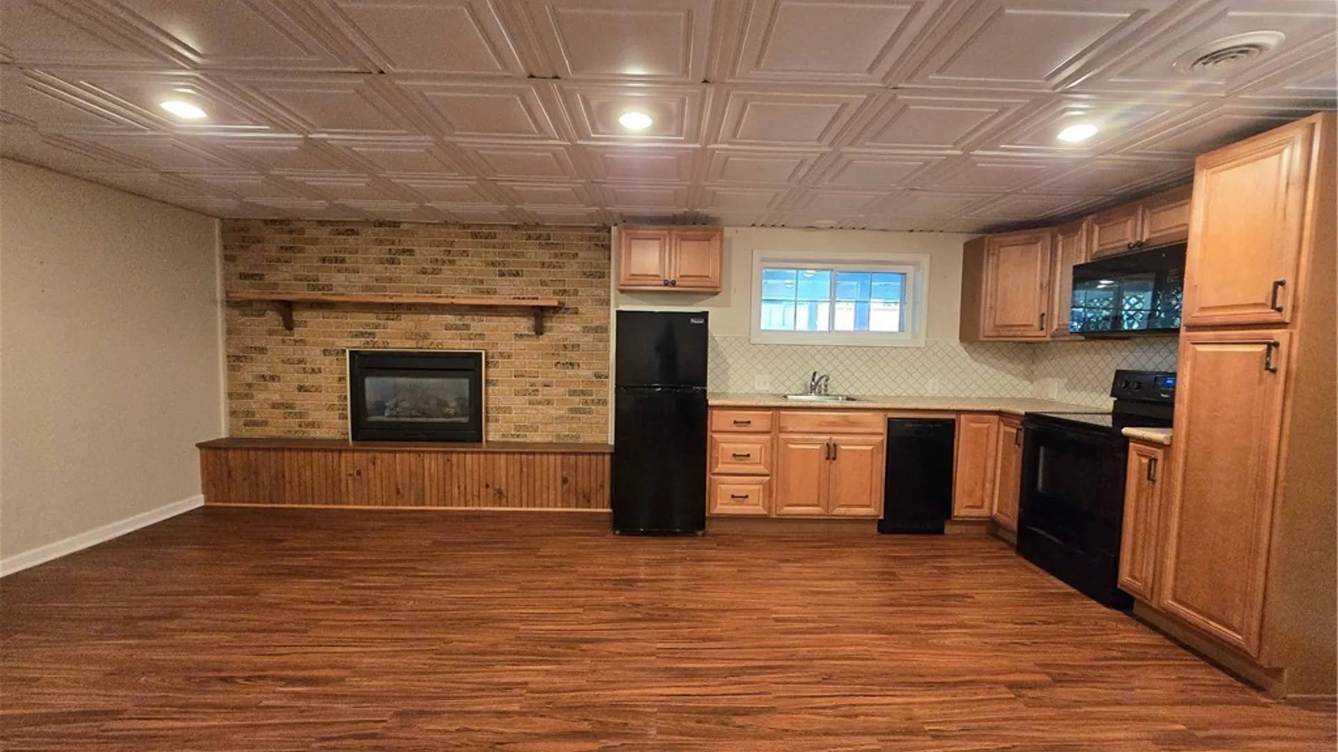 Property at 212 Cleveland Avenue, Salina, NY 13088 30