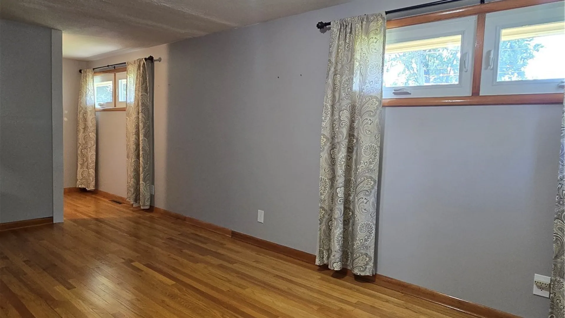 Property at 212 Cleveland Avenue, Salina, NY 13088 26