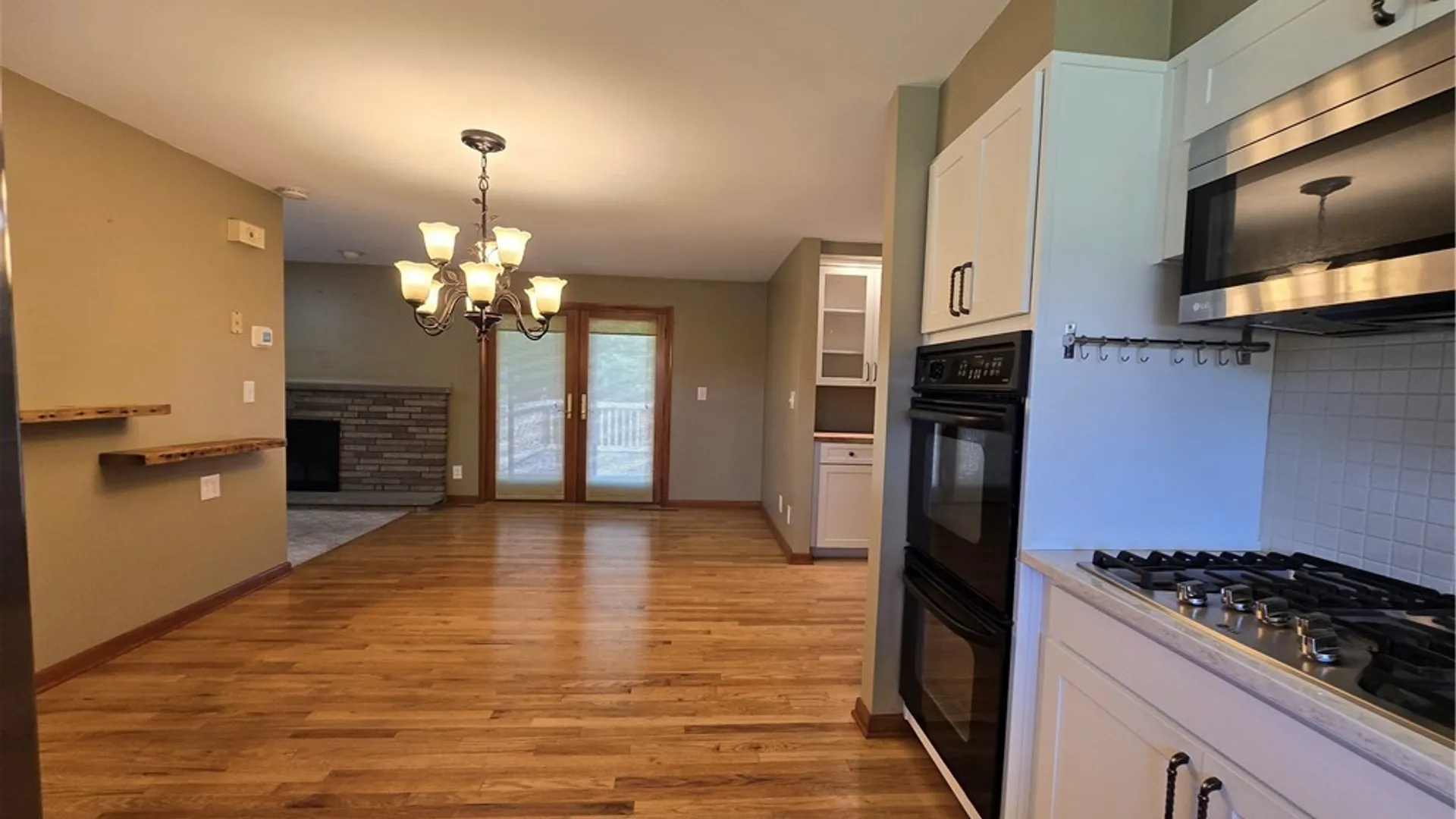 Property at 212 Cleveland Avenue, Salina, NY 13088 17