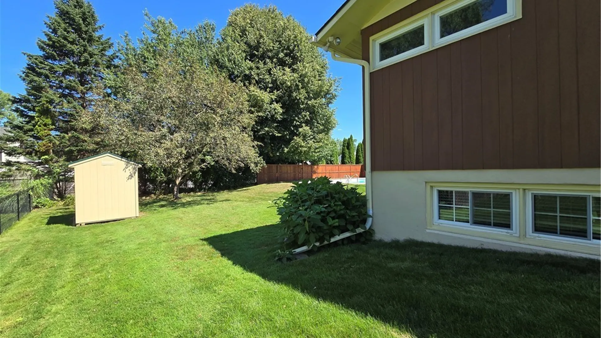Property at 212 Cleveland Avenue, Salina, NY 13088 44