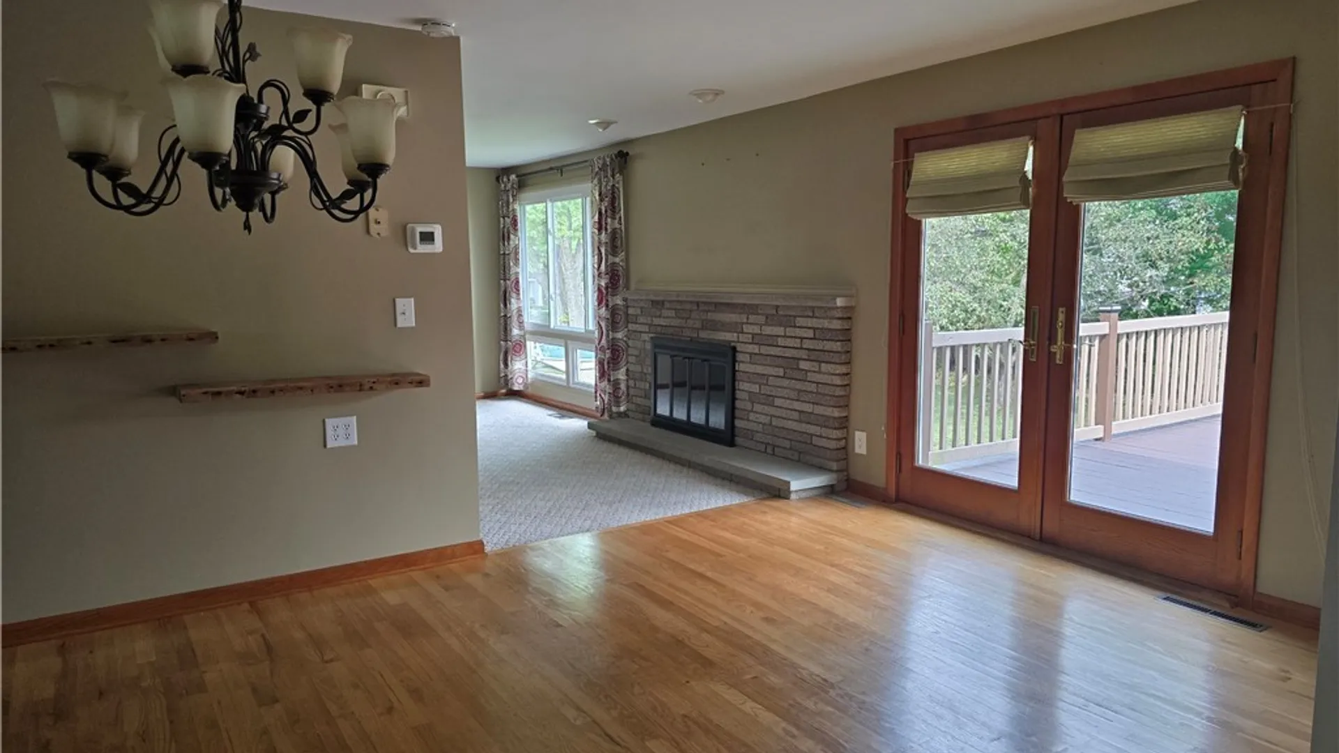 Property at 212 Cleveland Avenue, Salina, NY 13088 14