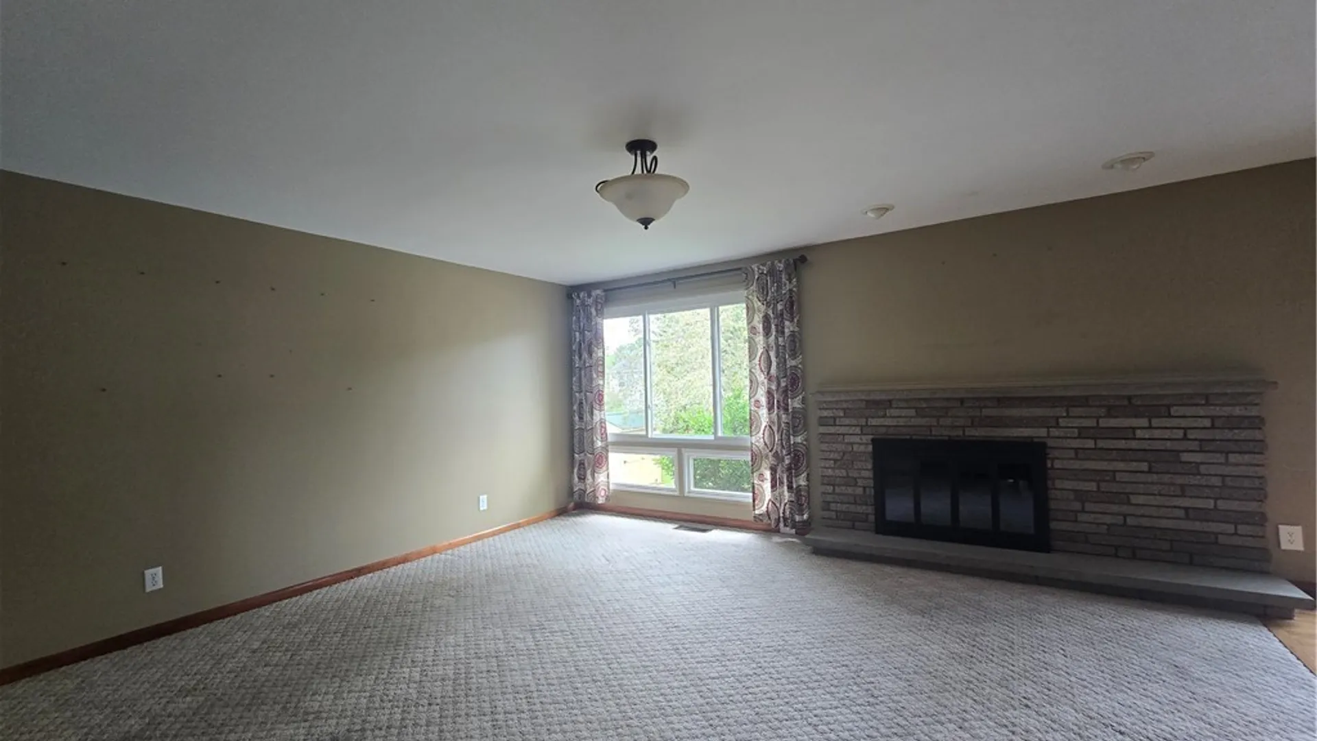 Property at 212 Cleveland Avenue, Salina, NY 13088 15