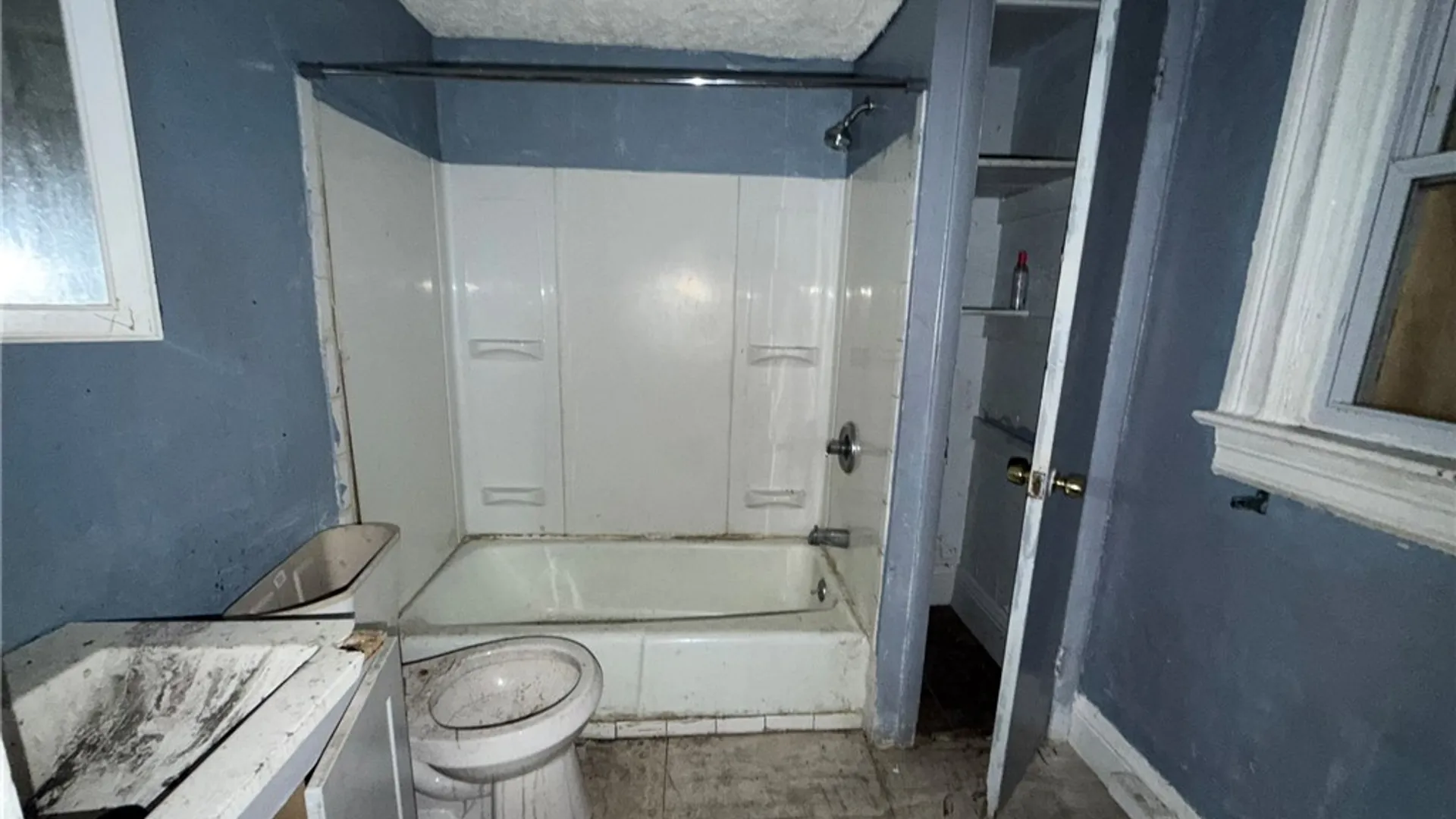 Property at 136 Glendale Park, Rochester, NY 14613 24