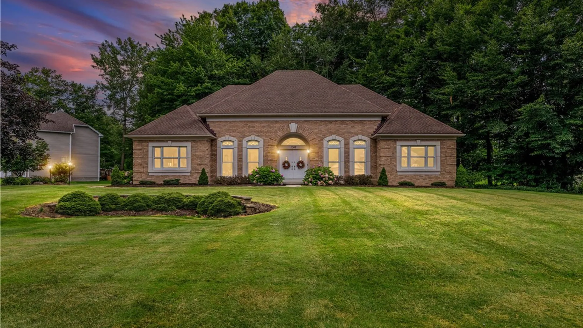 Property at 1507 Fallen Leaf, Webster, NY 14580 3