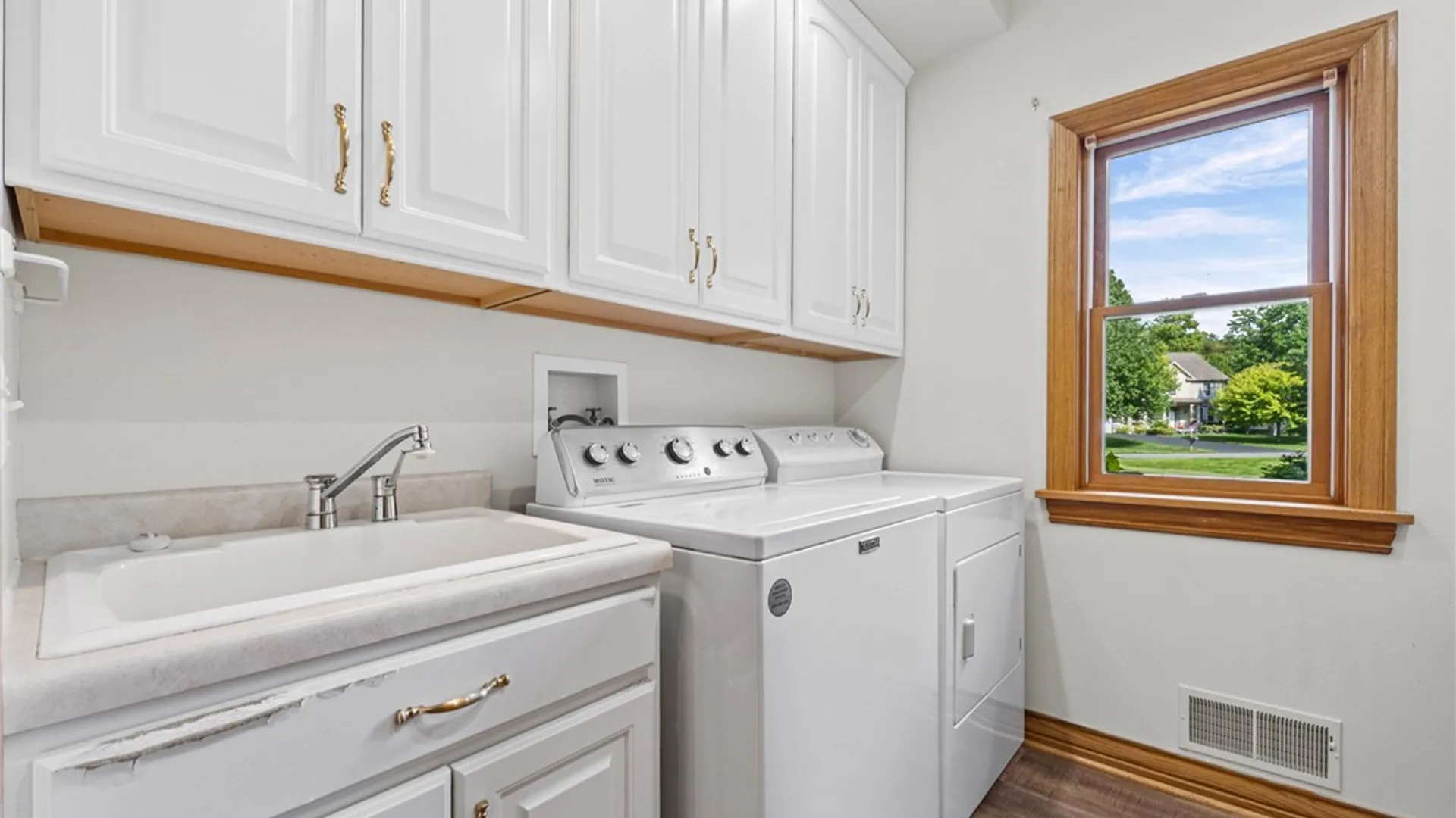 Property at 1507 Fallen Leaf, Webster, NY 14580 16