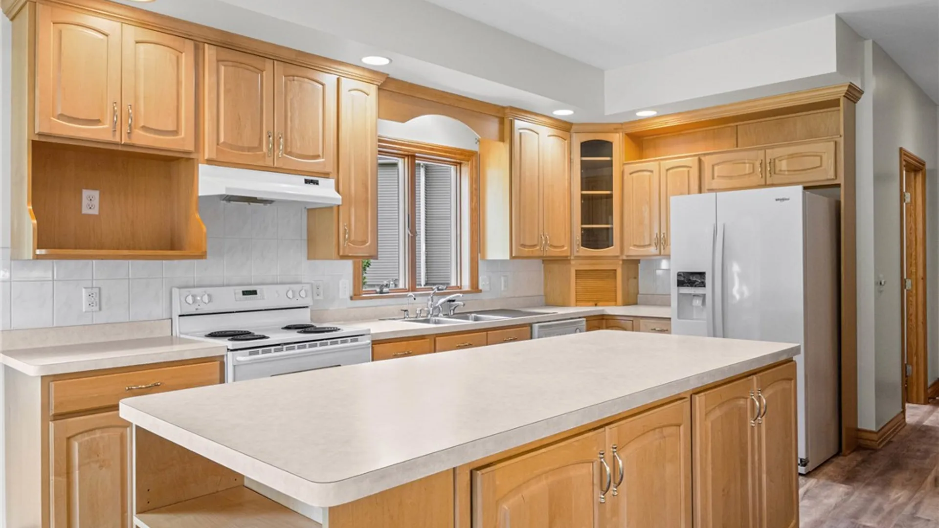 Property at 1507 Fallen Leaf, Webster, NY 14580 24