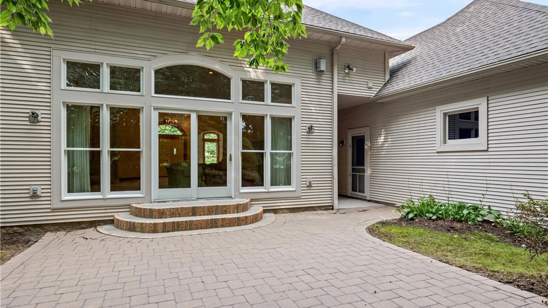 Property at 1507 Fallen Leaf, Webster, NY 14580 43