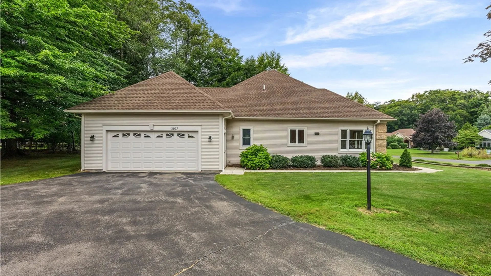 Property at 1507 Fallen Leaf, Webster, NY 14580 47