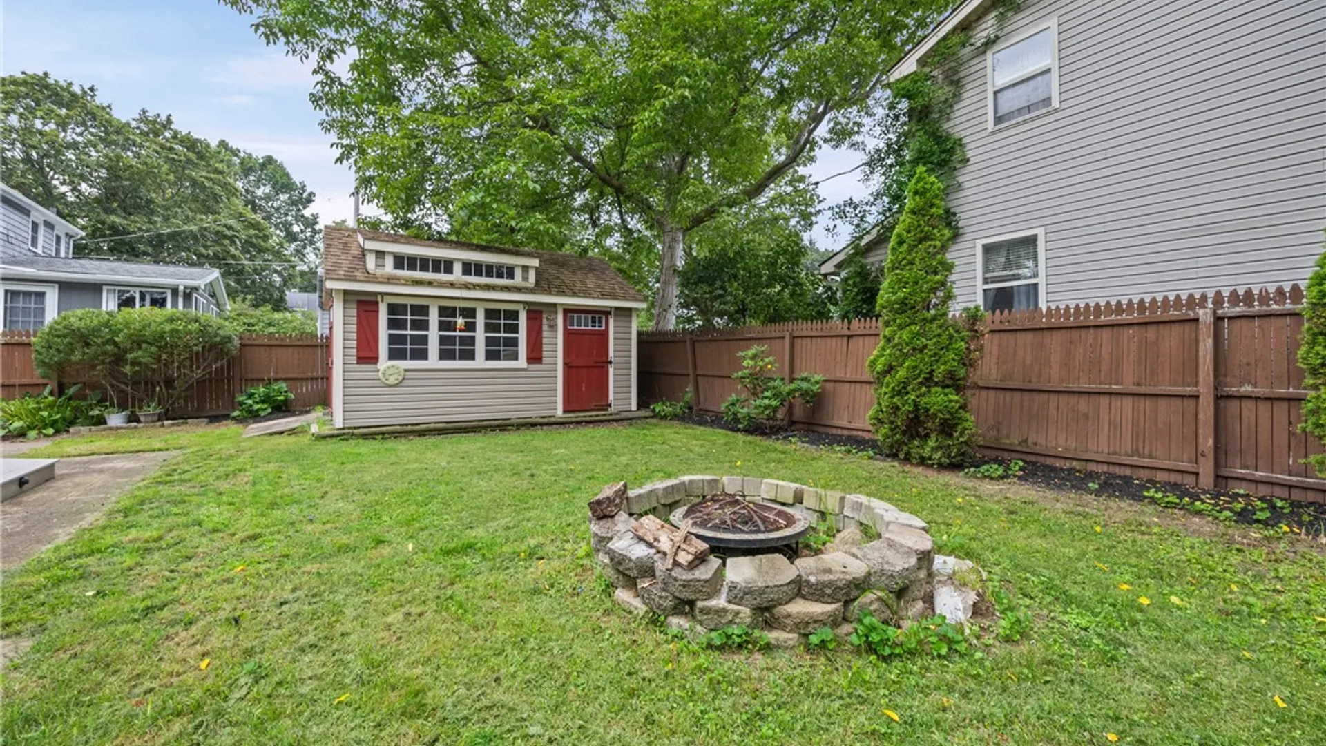 Property at 11 Seacliffe Road, Irondequoit, NY 14622 39