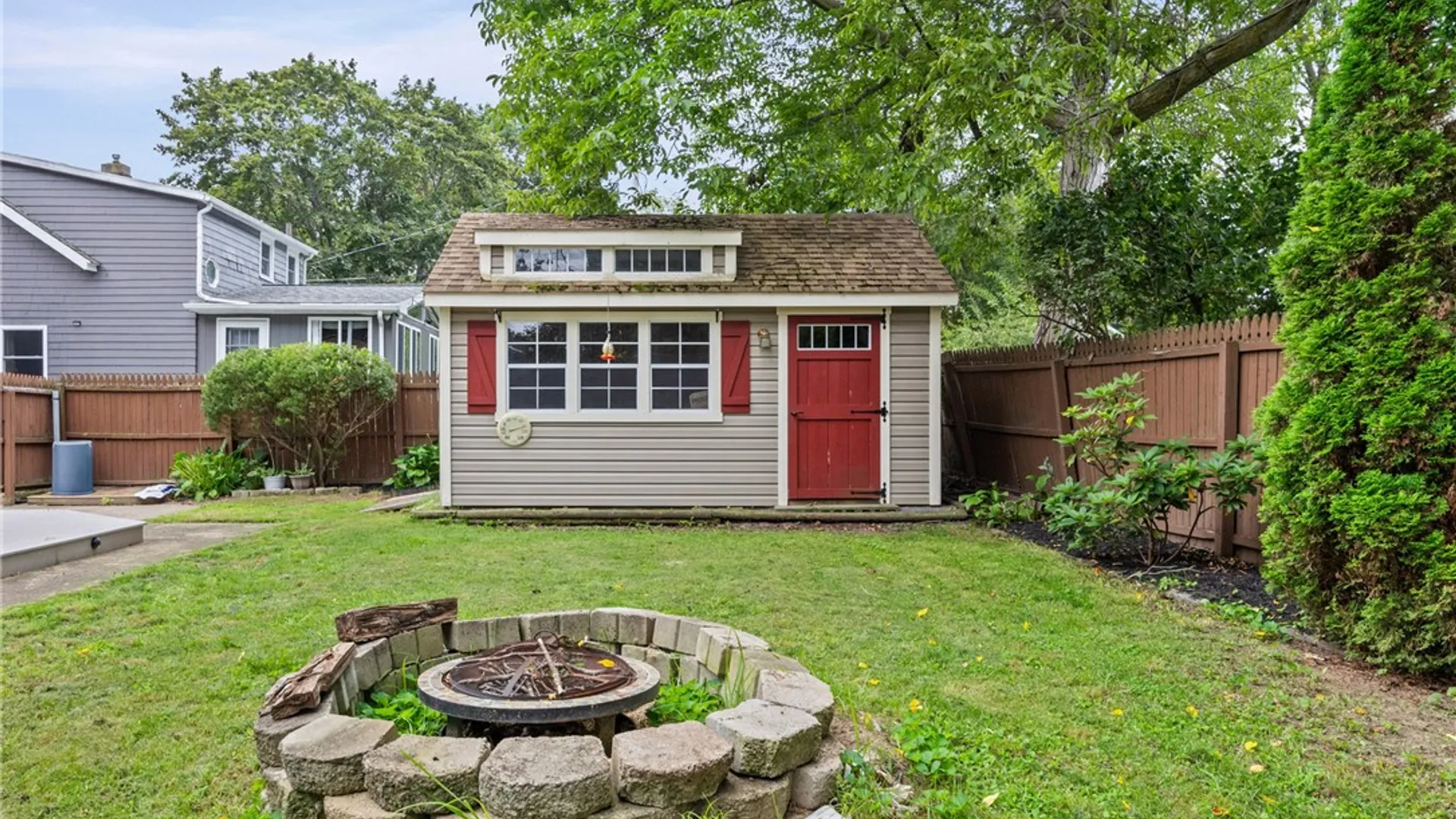 Property at 11 Seacliffe Road, Irondequoit, NY 14622 40