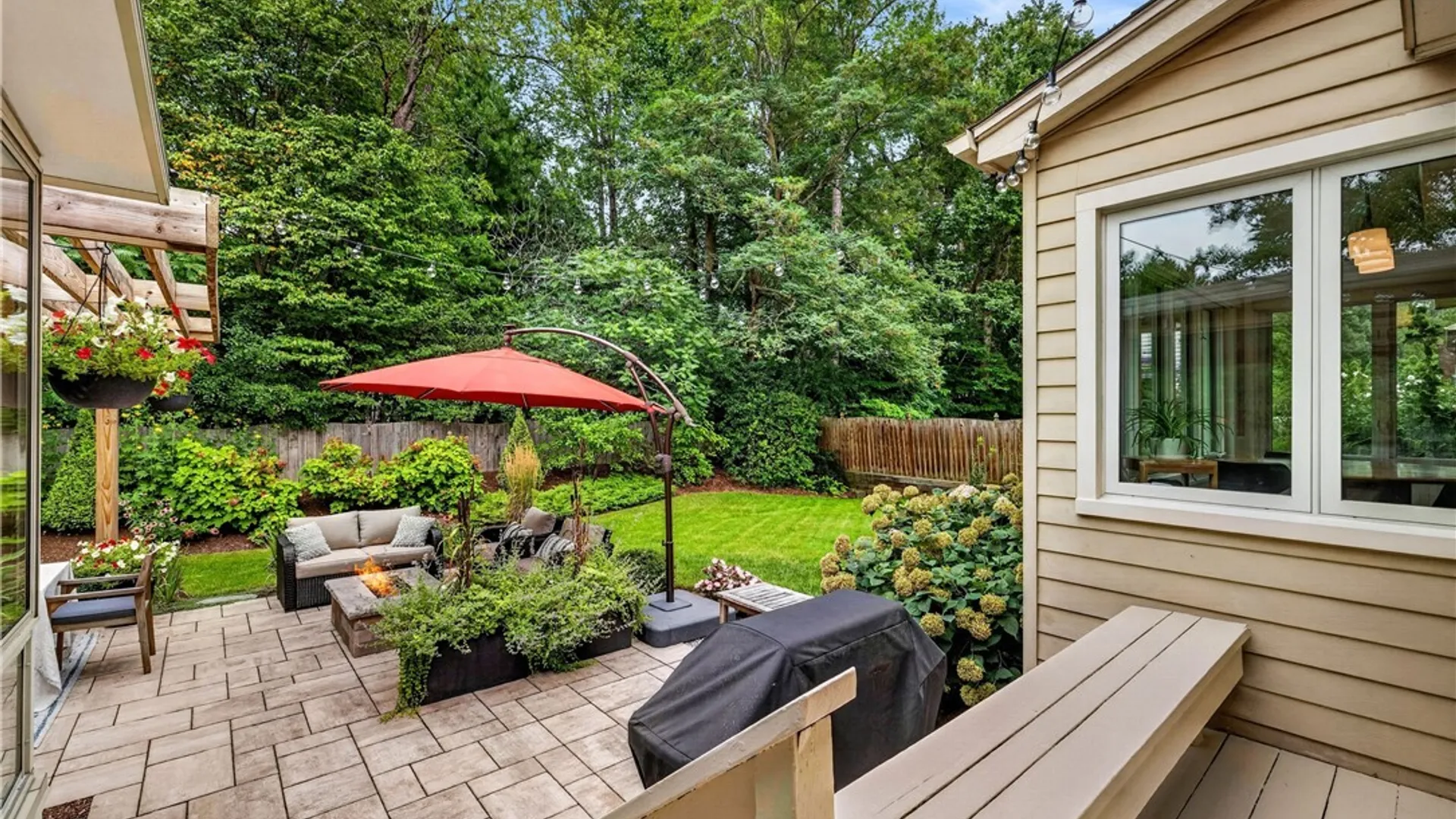 Property at 17 Sherrelwood Court, Amherst, NY 14221 39