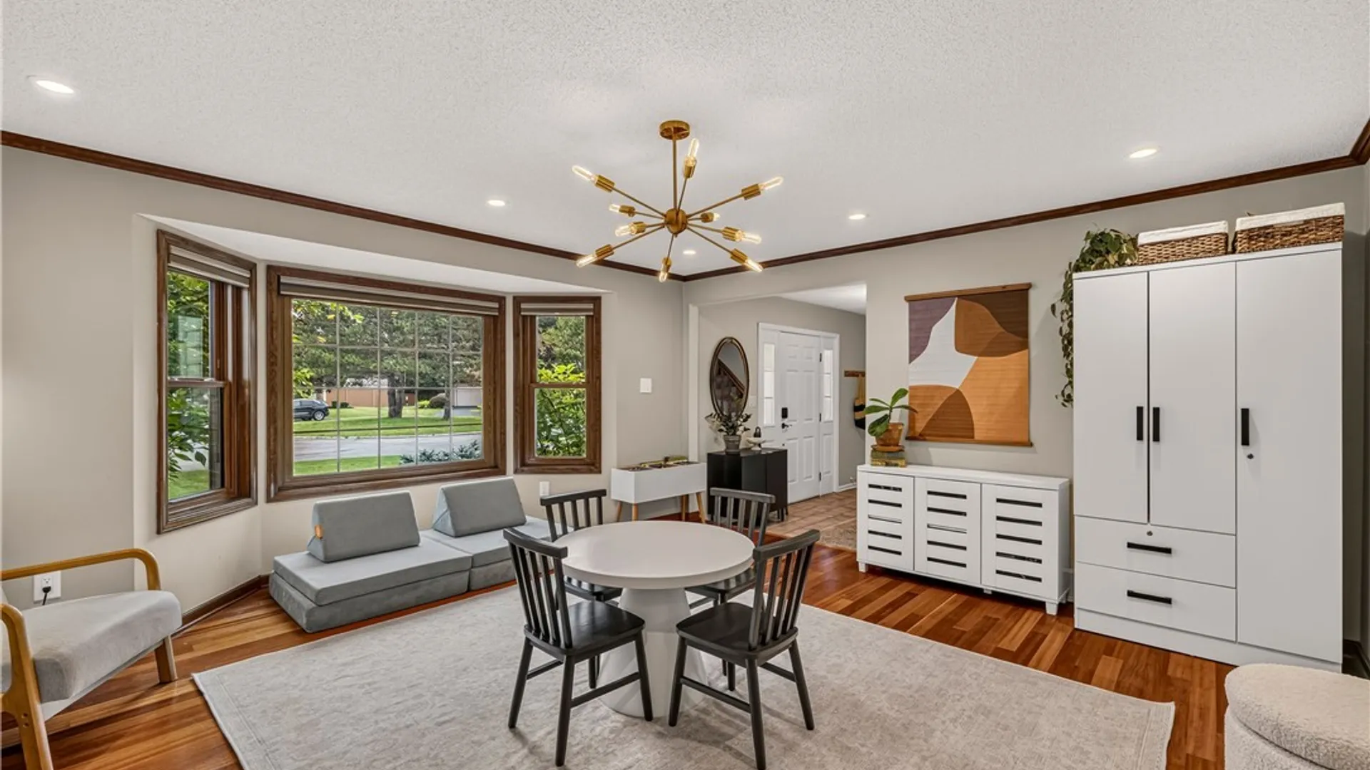 Property at 17 Sherrelwood Court, Amherst, NY 14221 9