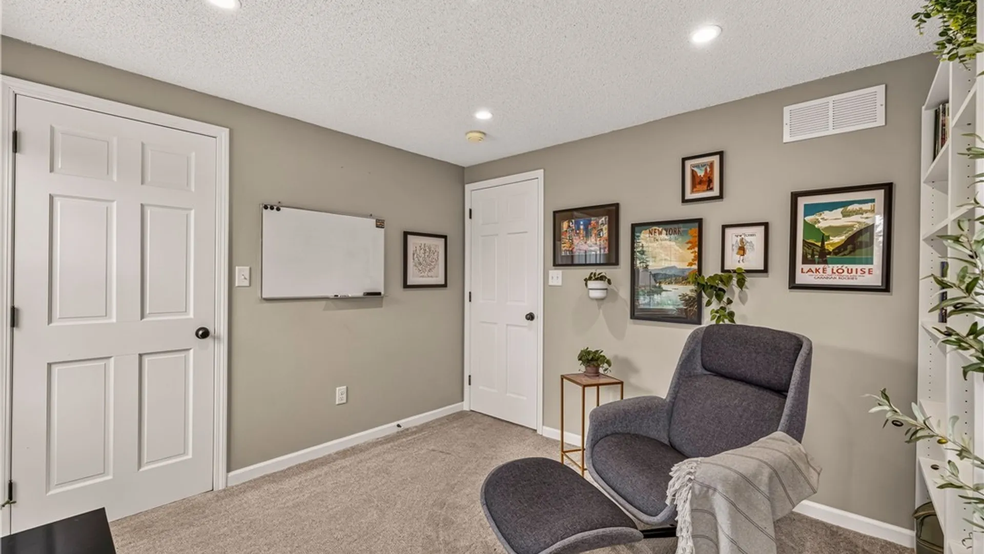 Property at 17 Sherrelwood Court, Amherst, NY 14221 27