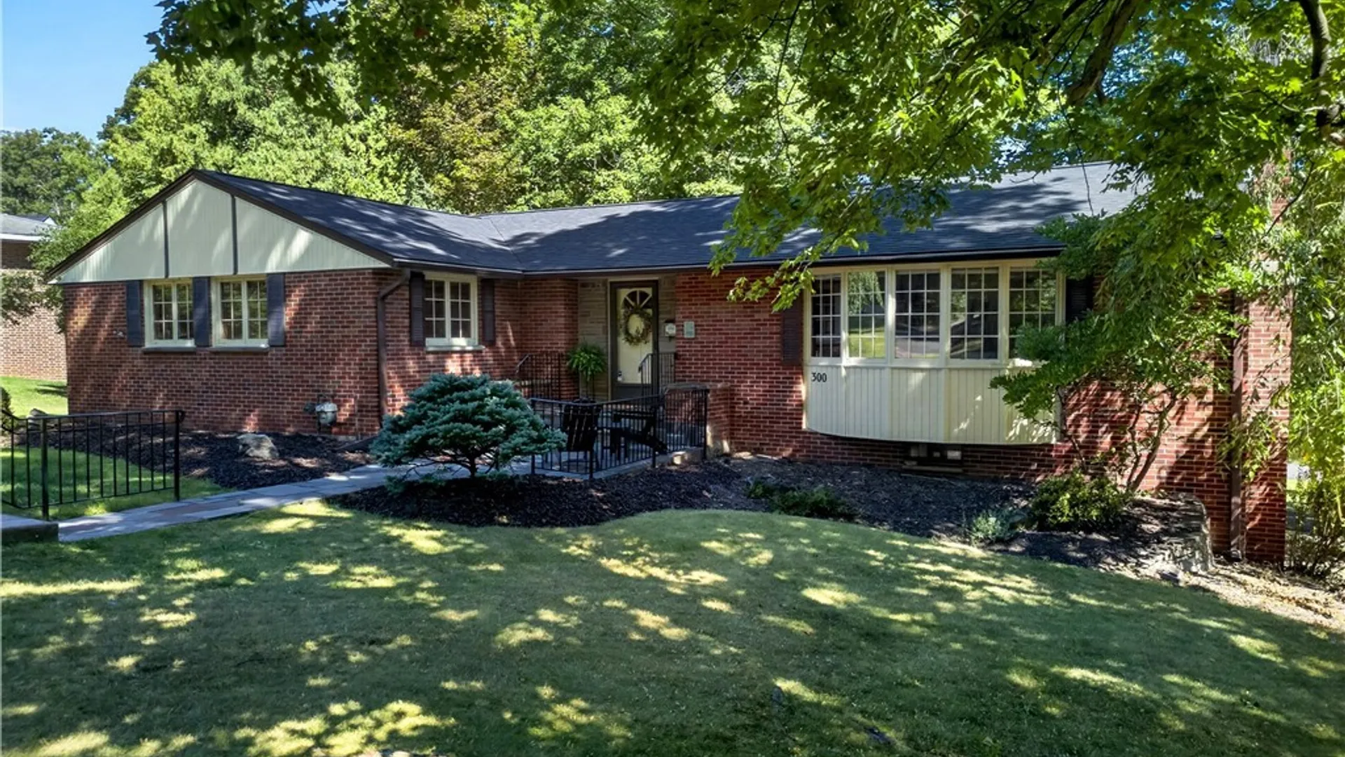 Property at 300 Scarboro Drive, Geddes, NY 13209 5