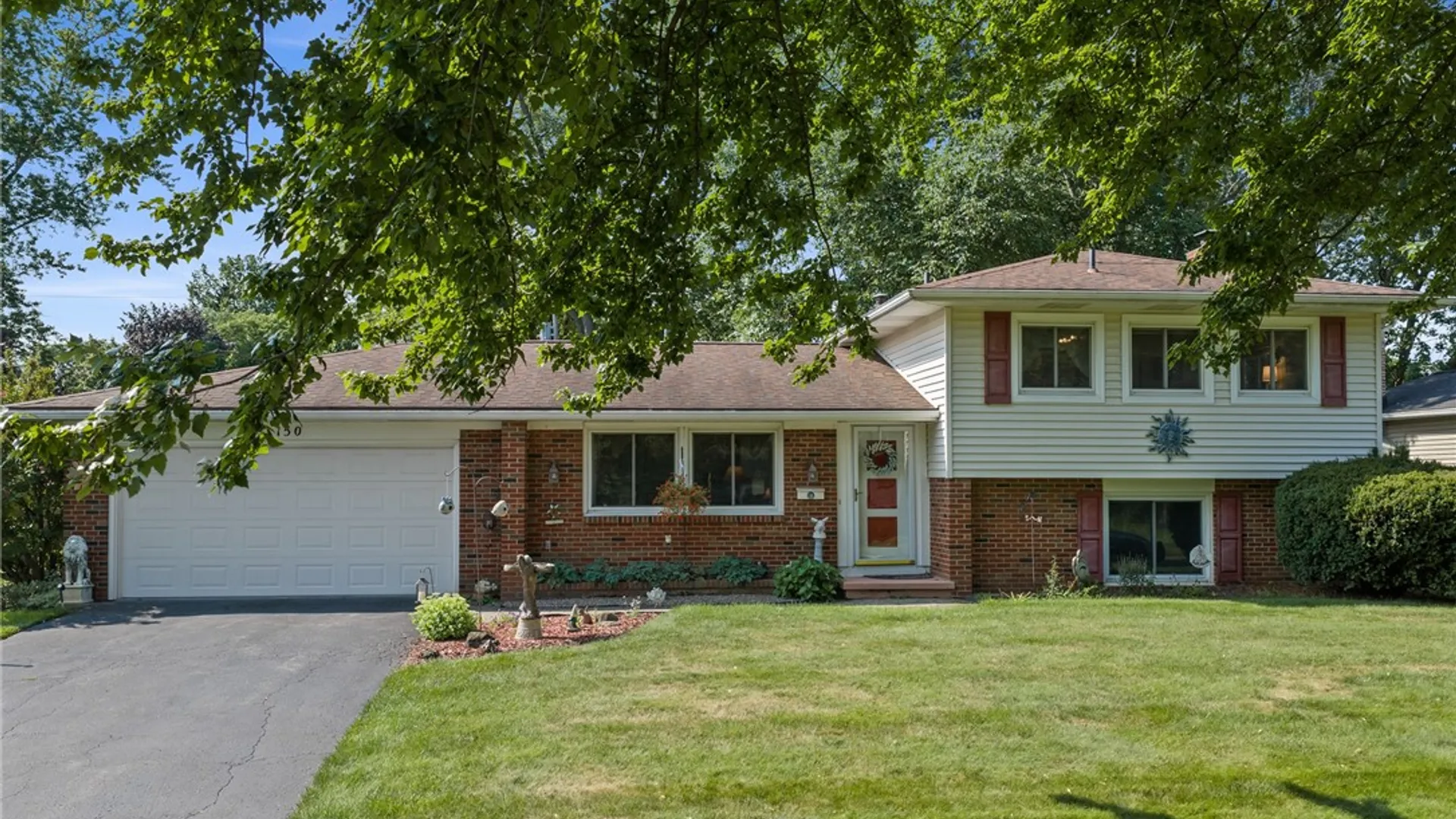 Property at 150 Eileen Drive, Greece, NY 14616 3