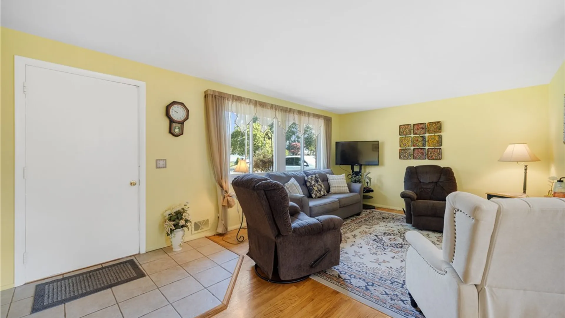 Property at 150 Eileen Drive, Greece, NY 14616 5