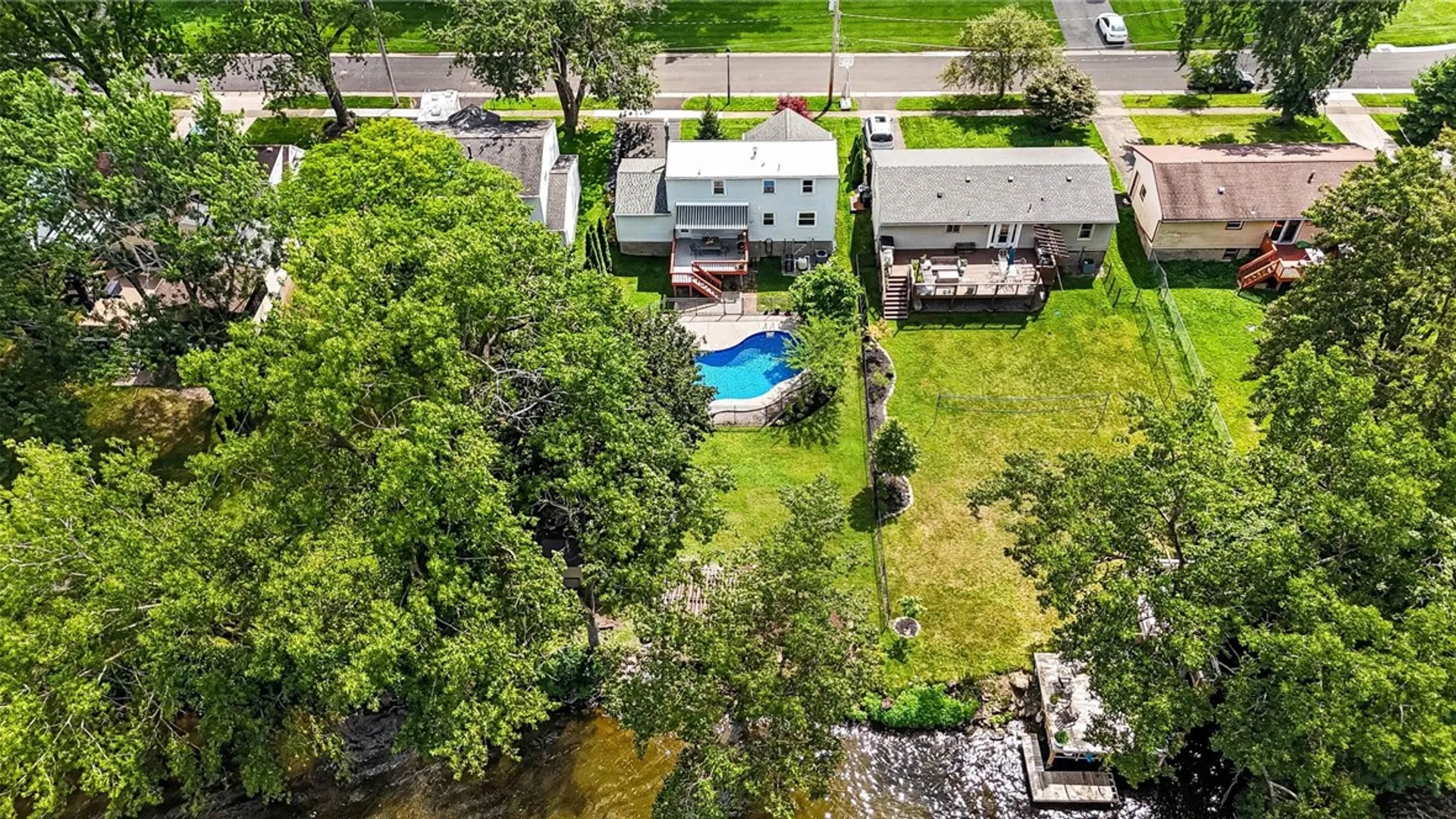 Property at 22 Packet Boat Drive, Perinton, NY 14450 6