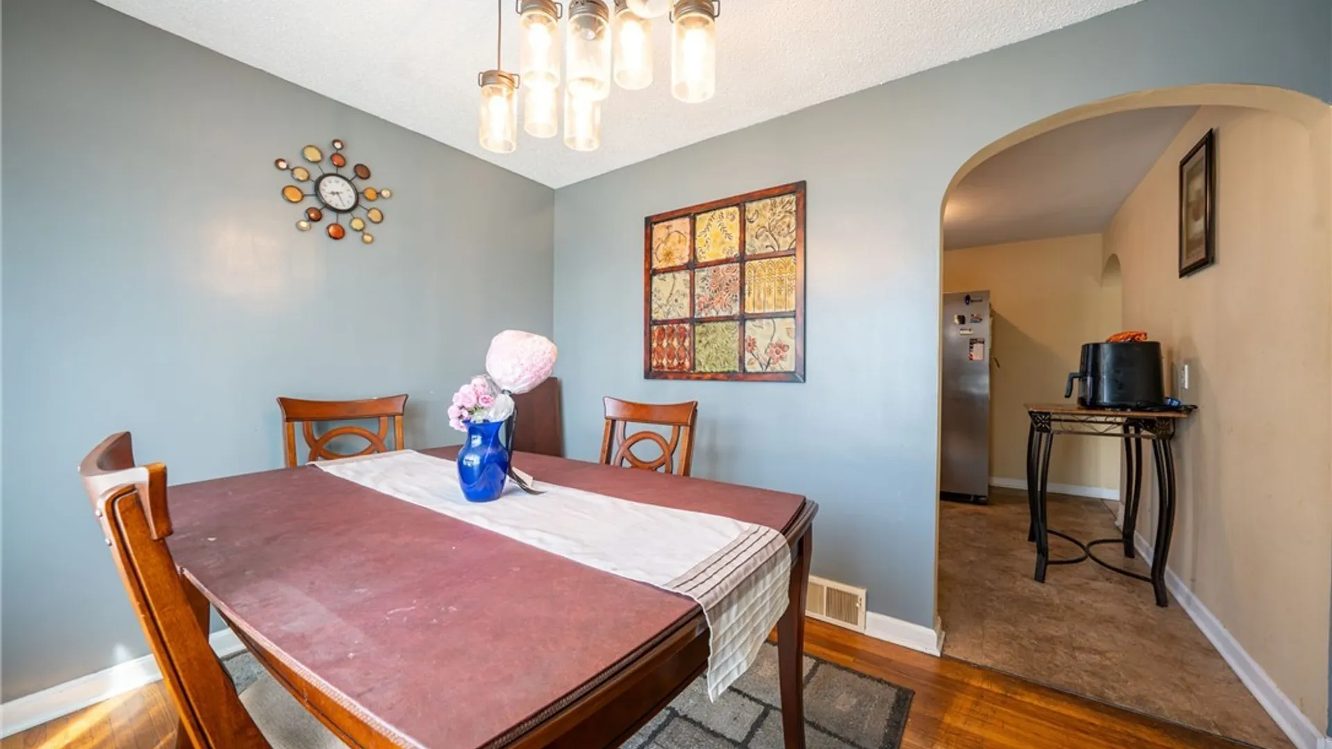 Property at 84 Alpine Place, Cheektowaga, NY 14225 13