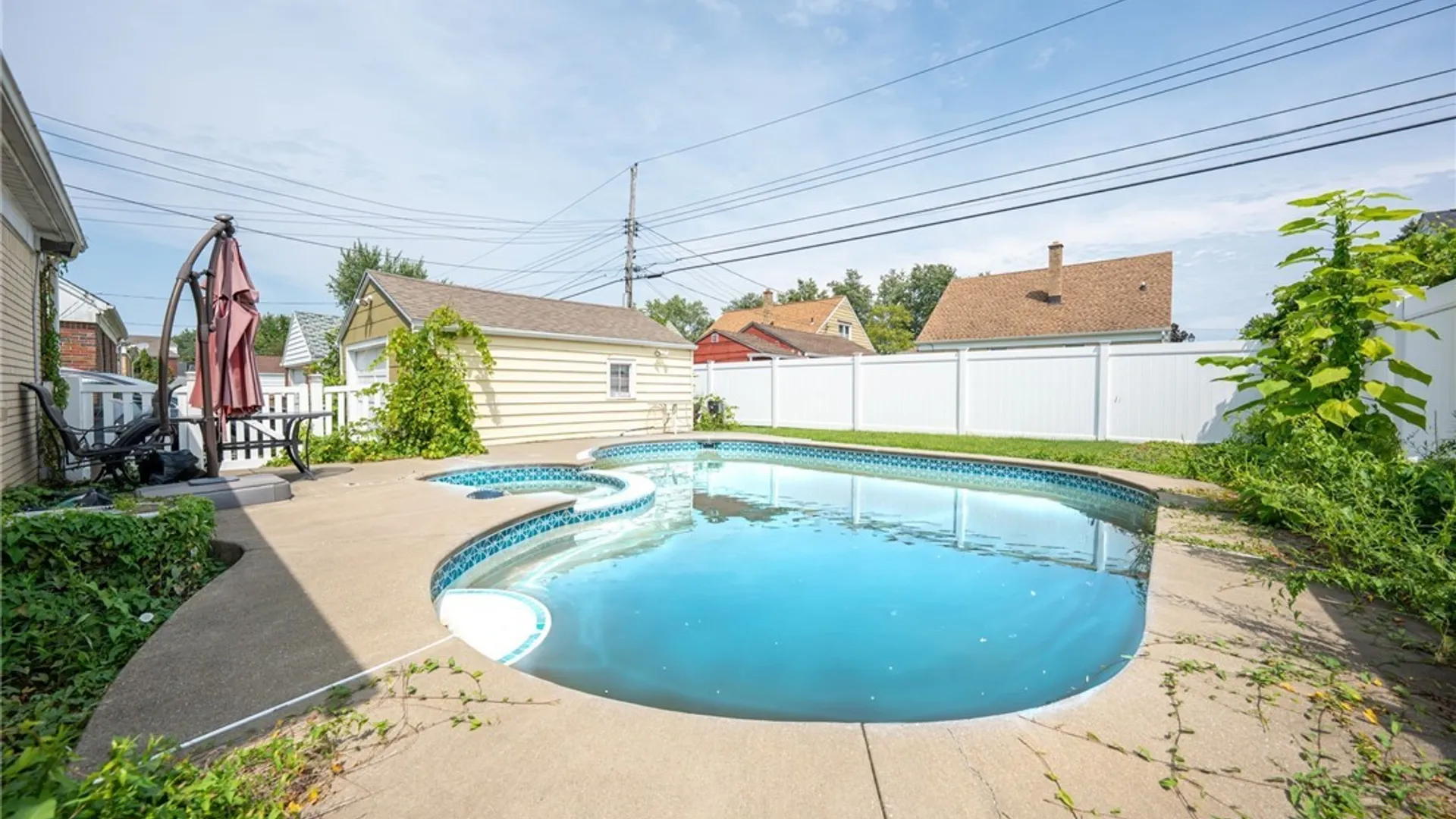 Property at 84 Alpine Place, Cheektowaga, NY 14225 29