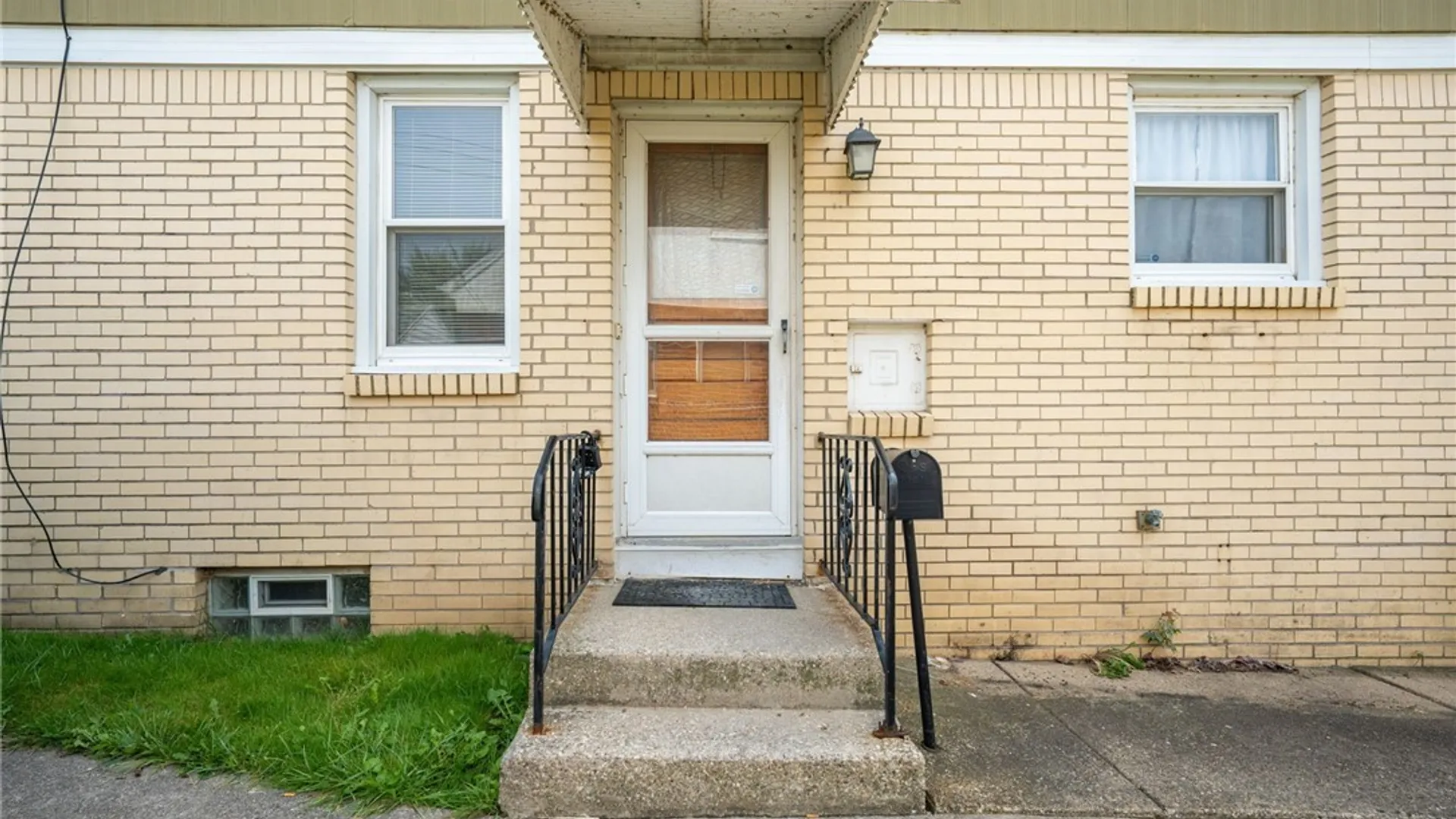 Property at 84 Alpine Place, Cheektowaga, NY 14225 24