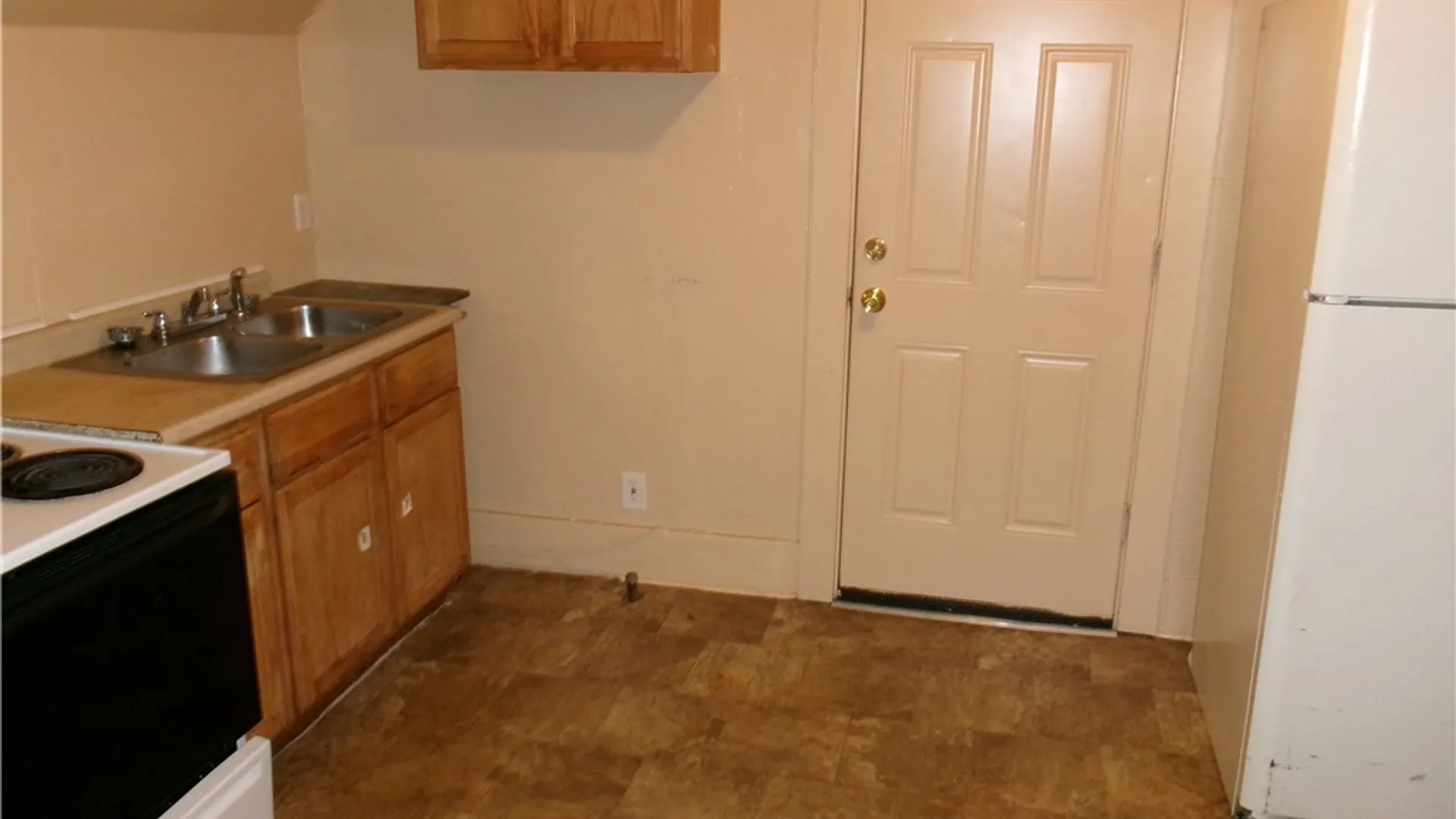Property at 18 Saint Jacob St, Rochester, NY 14621 4