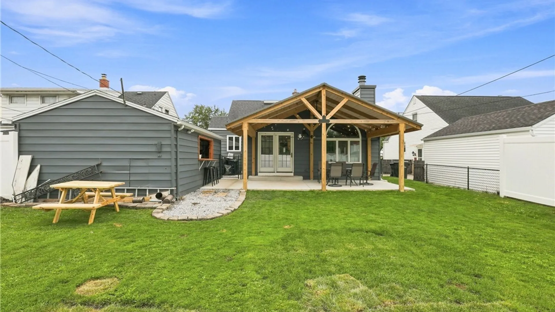 Property at 127 Briarhurst Drive, Tonawanda, NY 14150 35