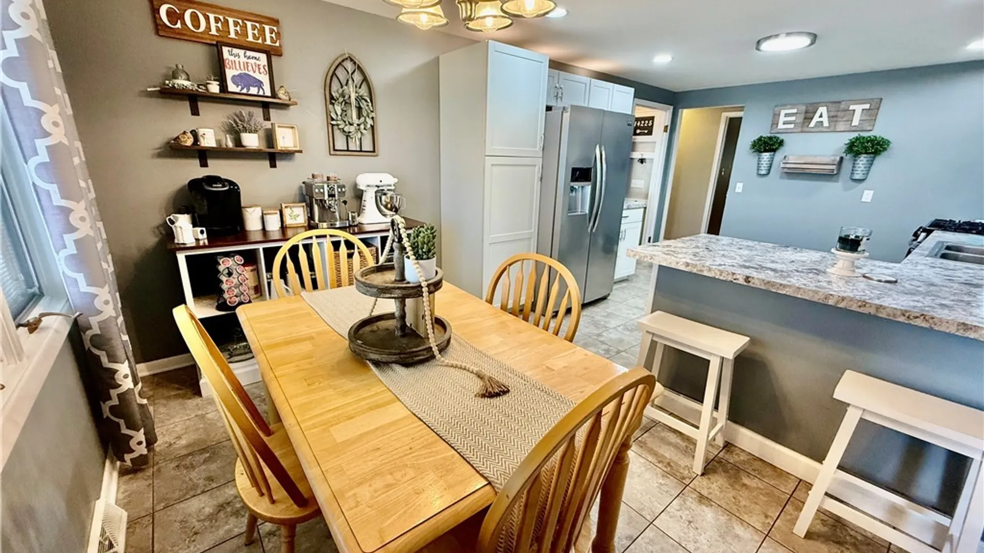Property at 53 Angela Ln, Cheektowaga, NY 14225 10