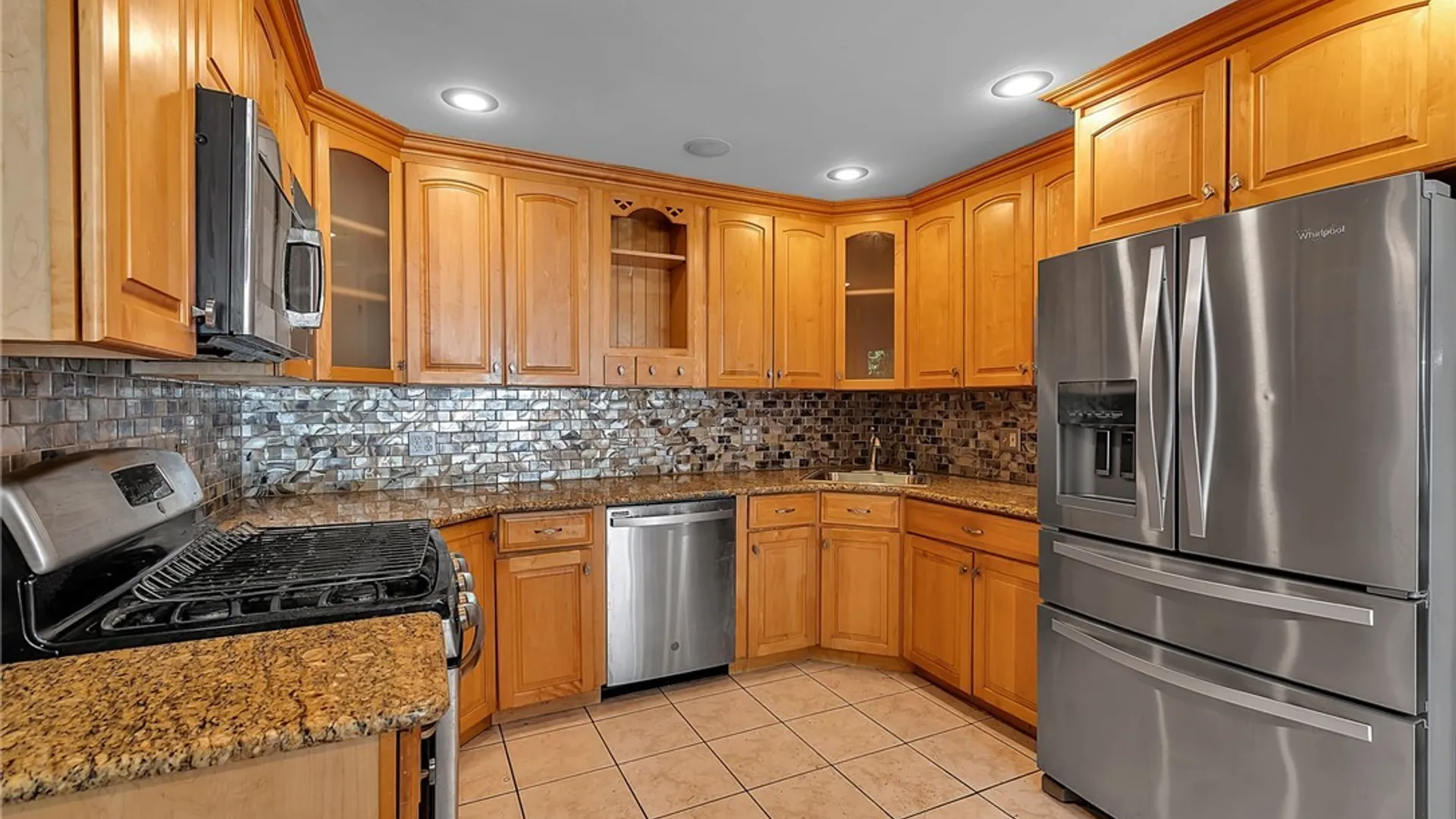 Property at 41 Mahogany Drive, Amherst, NY 14221 17