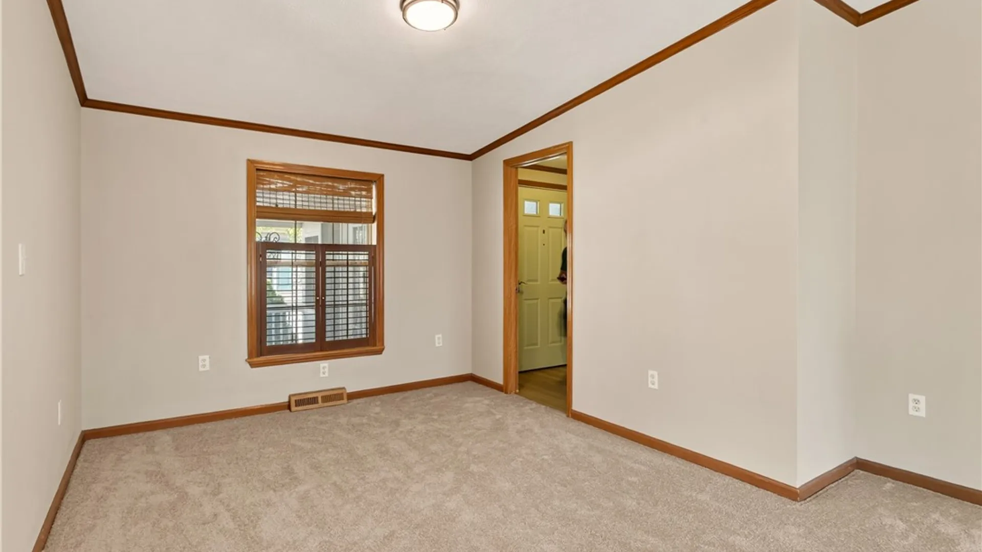 Property at 6369 Roberts Drive, Victor, NY 14564 9