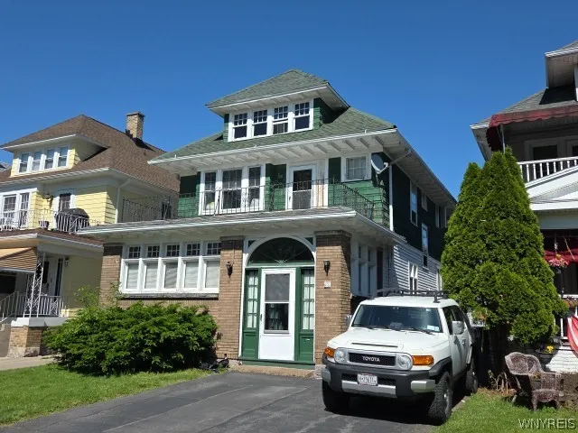 Property at 269 Sterling Avenue, Buffalo, NY 14216
