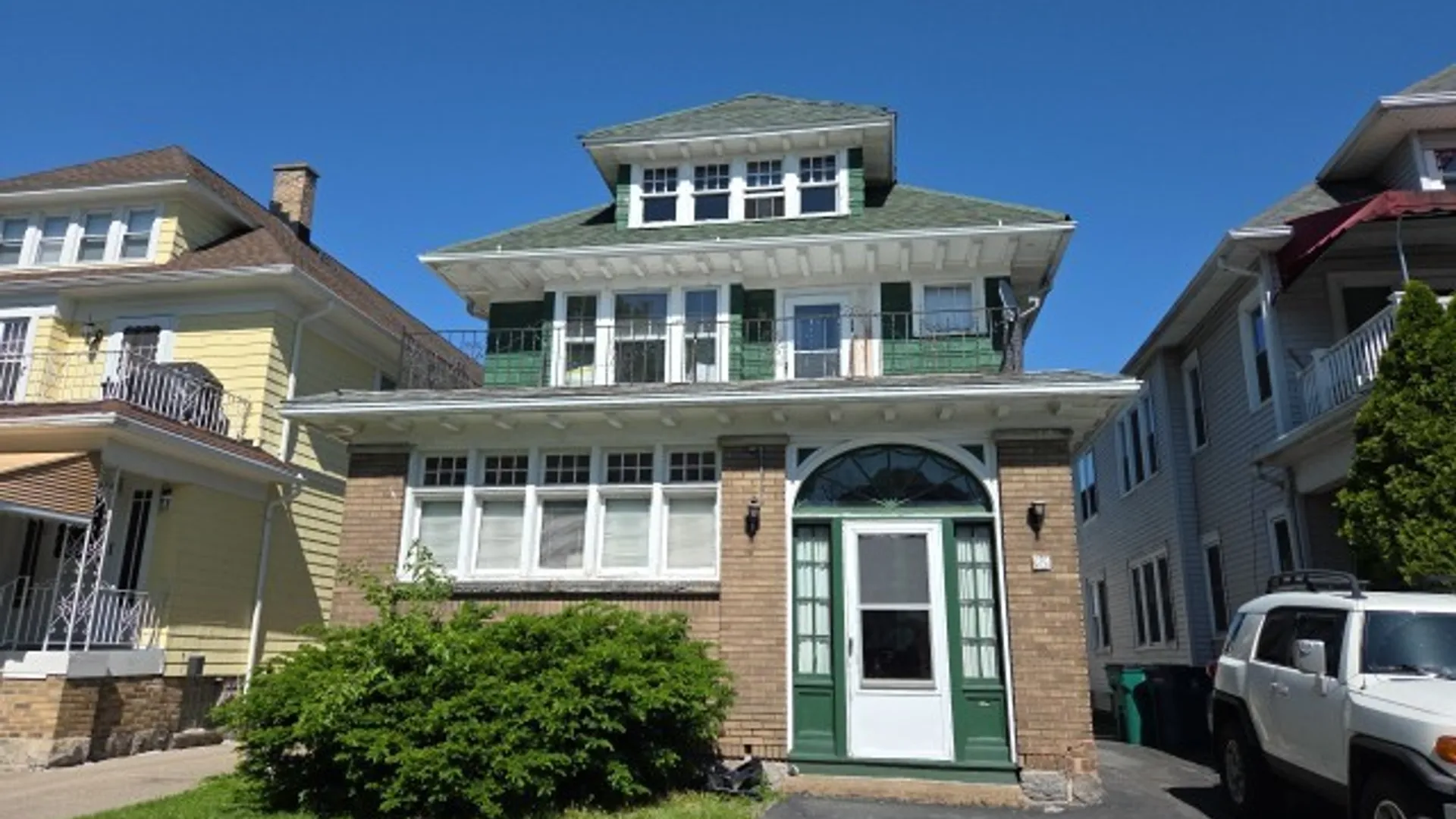 Property at 269 Sterling Avenue, Buffalo, NY 14216 3