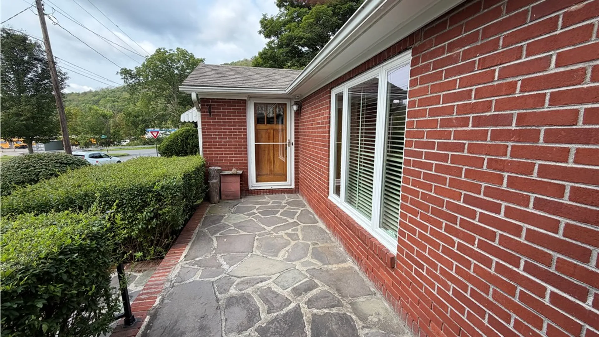 Property at 29 Orchard Street, Middletown, NY 12455 7