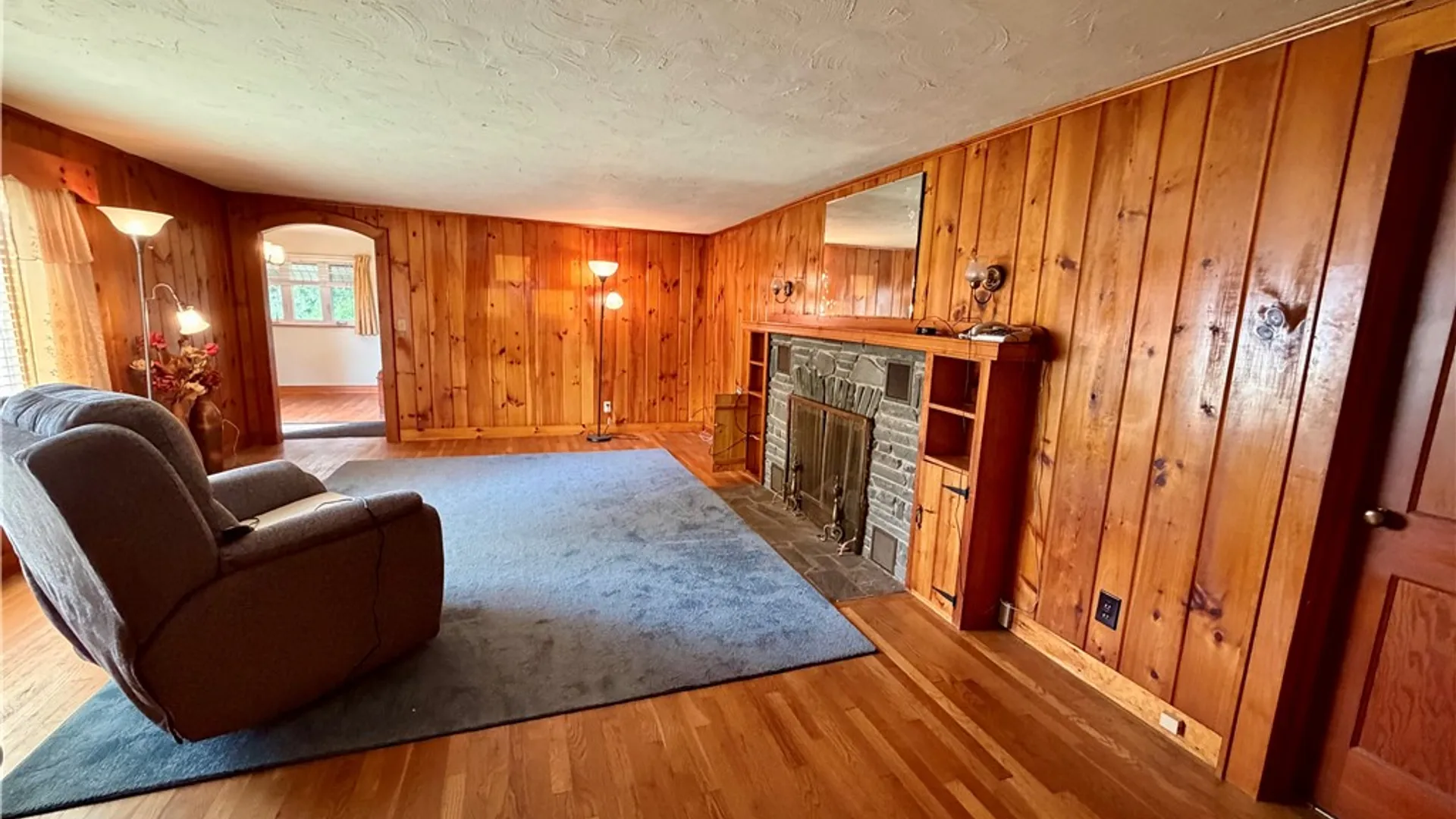 Property at 29 Orchard Street, Middletown, NY 12455 13
