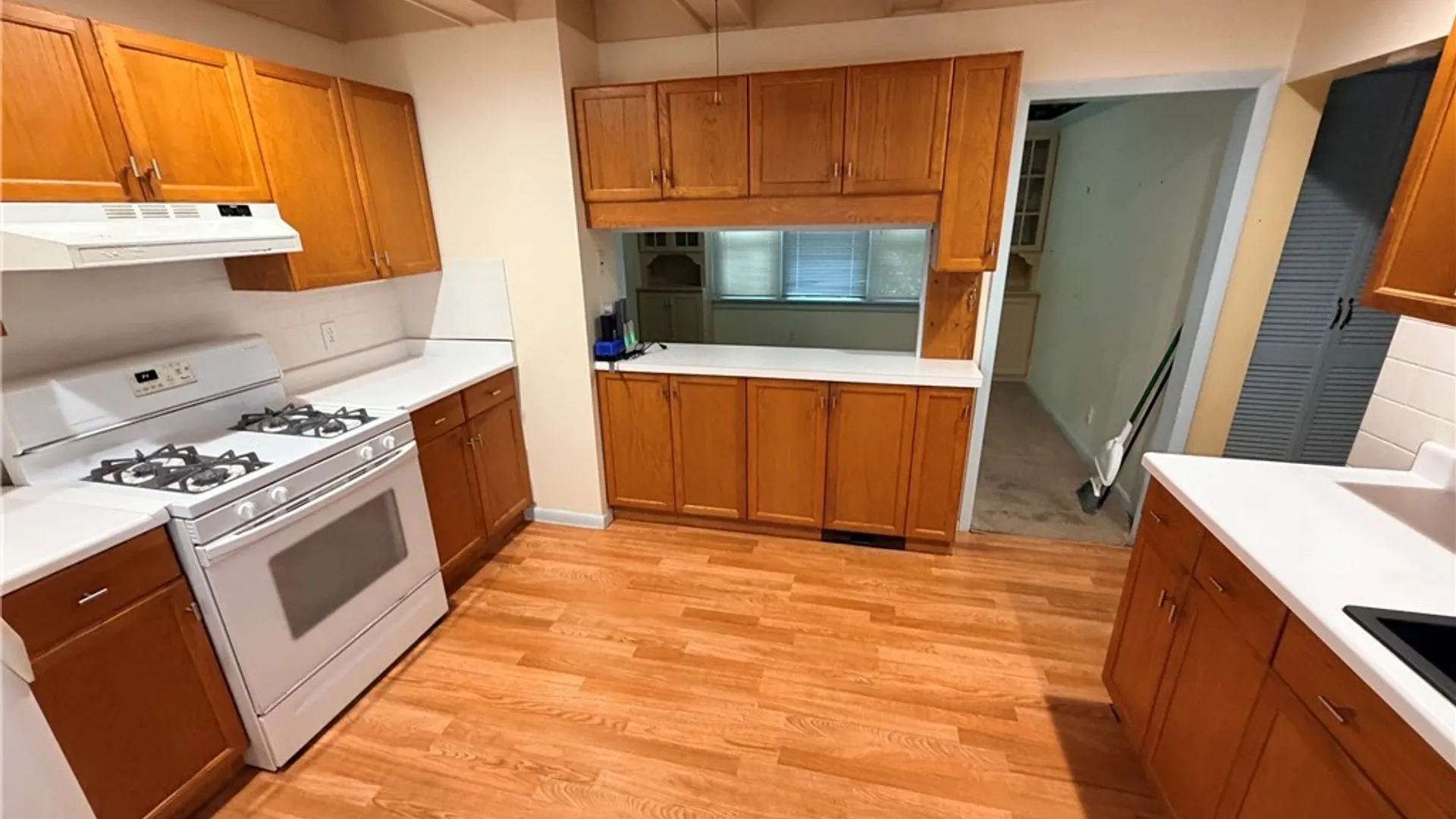 Property at 312 Parkridge Avenue, Buffalo, NY 14215 12