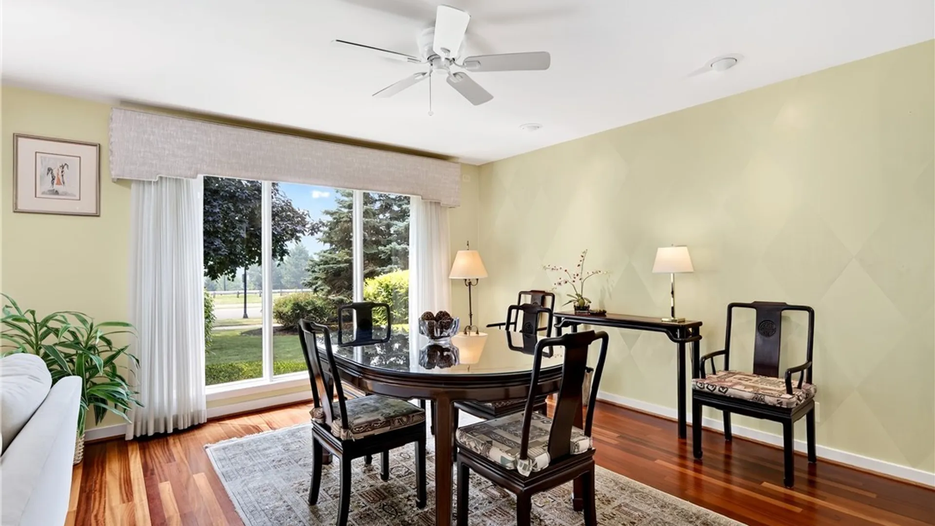 Property at 10 Randwood Lane, Buffalo, NY 14216 13
