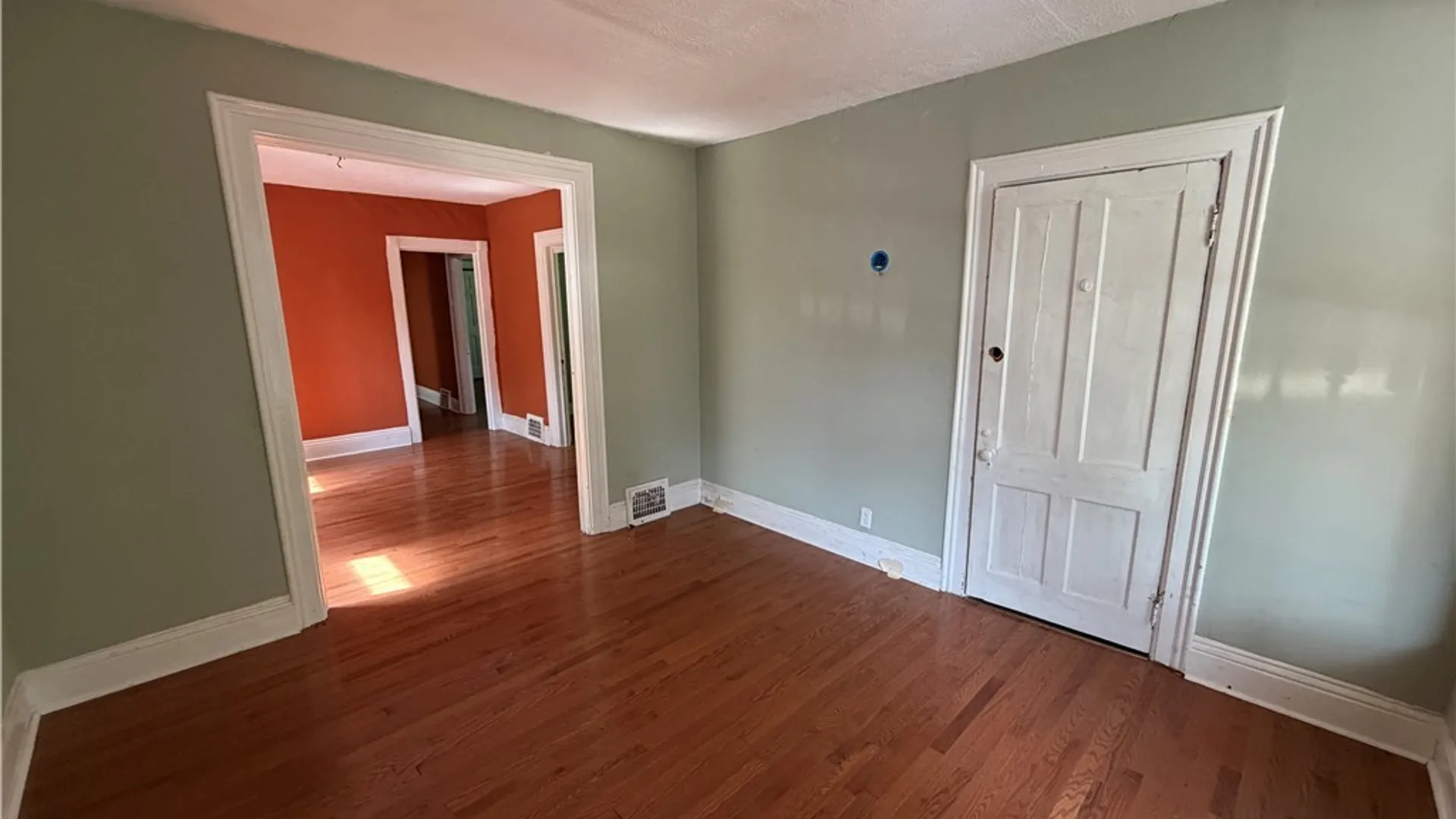 Property at 320 Maryland Street, Buffalo, NY 14201 7