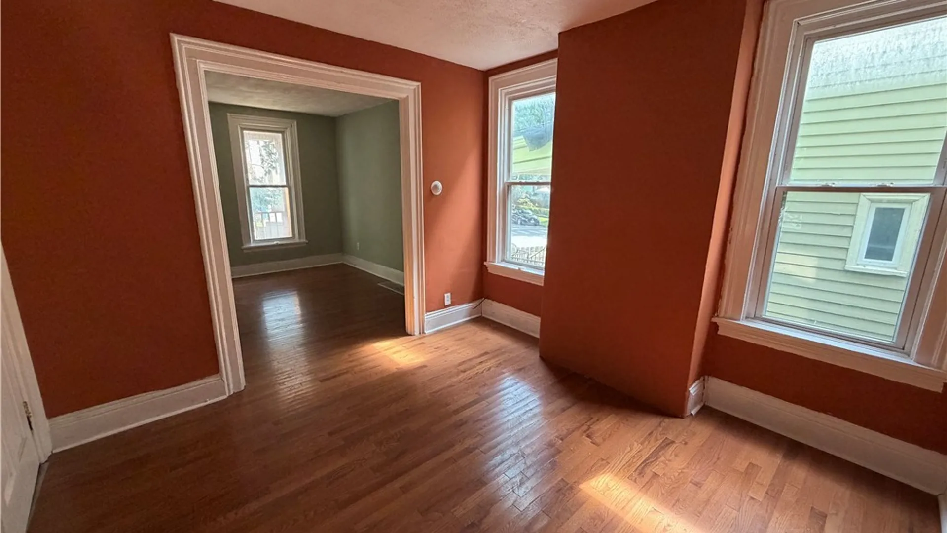 Property at 320 Maryland Street, Buffalo, NY 14201 9