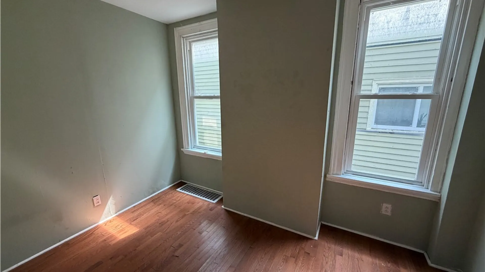 Property at 320 Maryland Street, Buffalo, NY 14201 15