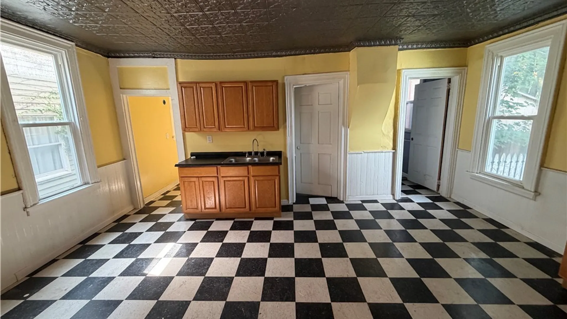 Property at 320 Maryland Street, Buffalo, NY 14201 17