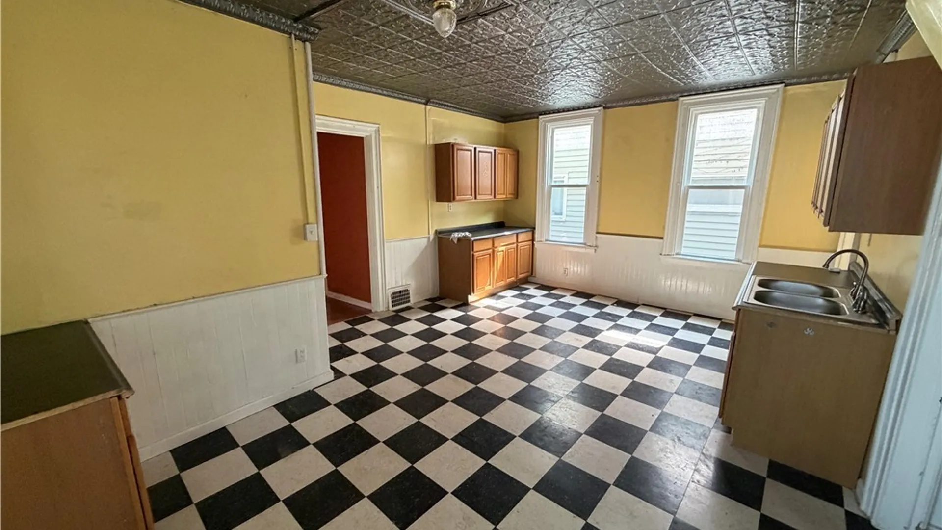 Property at 320 Maryland Street, Buffalo, NY 14201 19