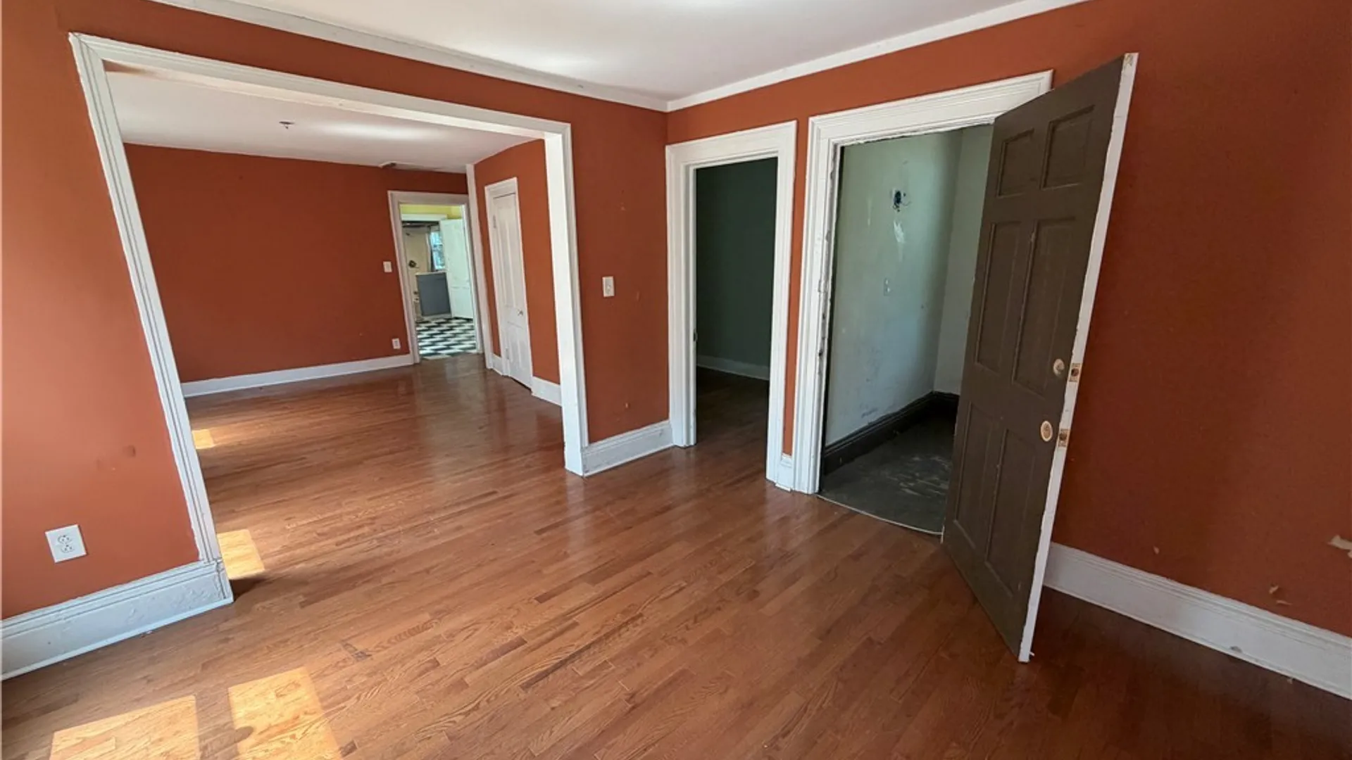 Property at 320 Maryland Street, Buffalo, NY 14201 22
