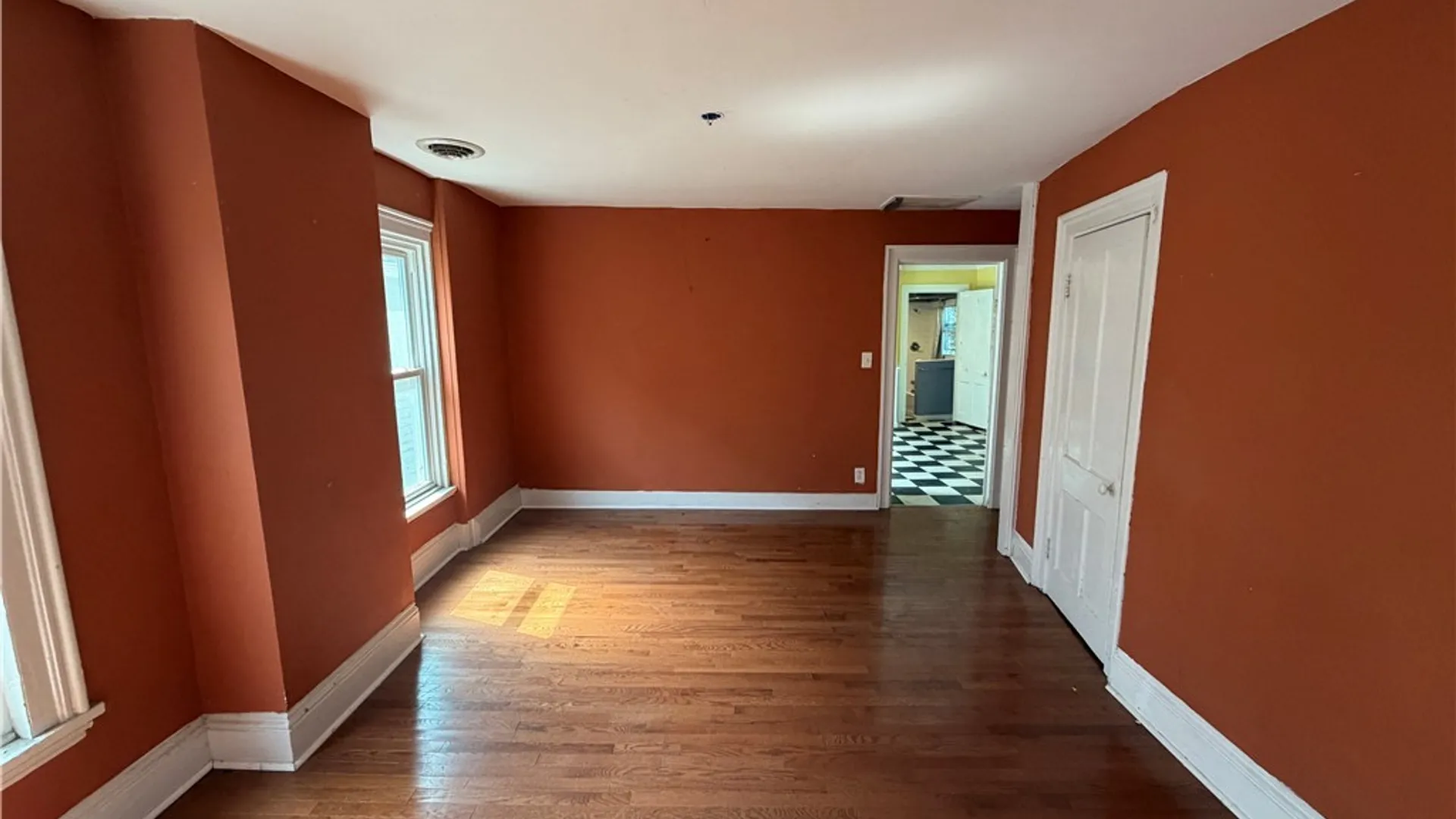 Property at 320 Maryland Street, Buffalo, NY 14201 27