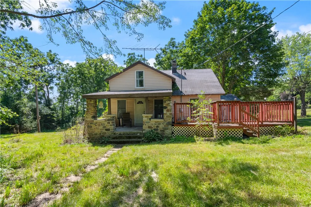 Property at 369 Bloom Road, Arcadia, NY 14513