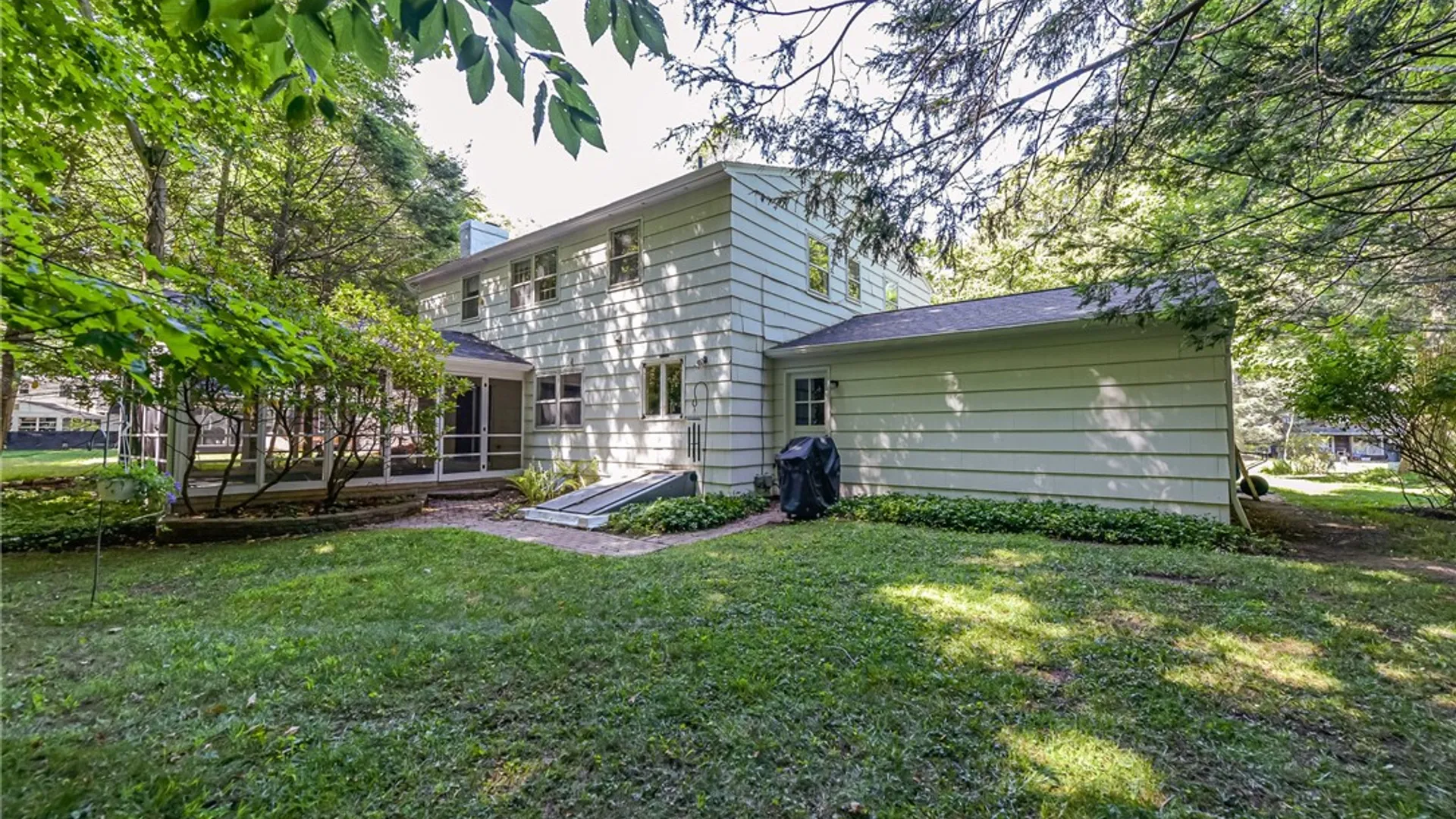 Property at 1216 Gerrads Cross, Webster, NY 14580 42