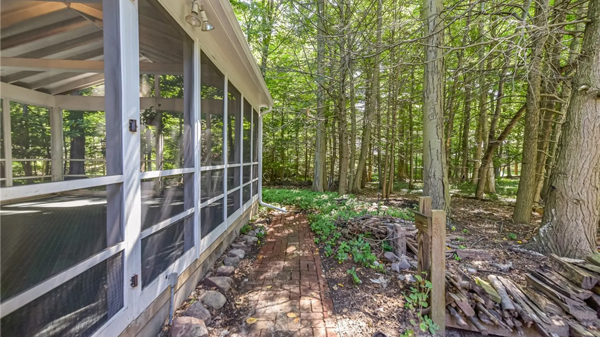 Property at 1216 Gerrads Cross, Webster, NY 14580 45