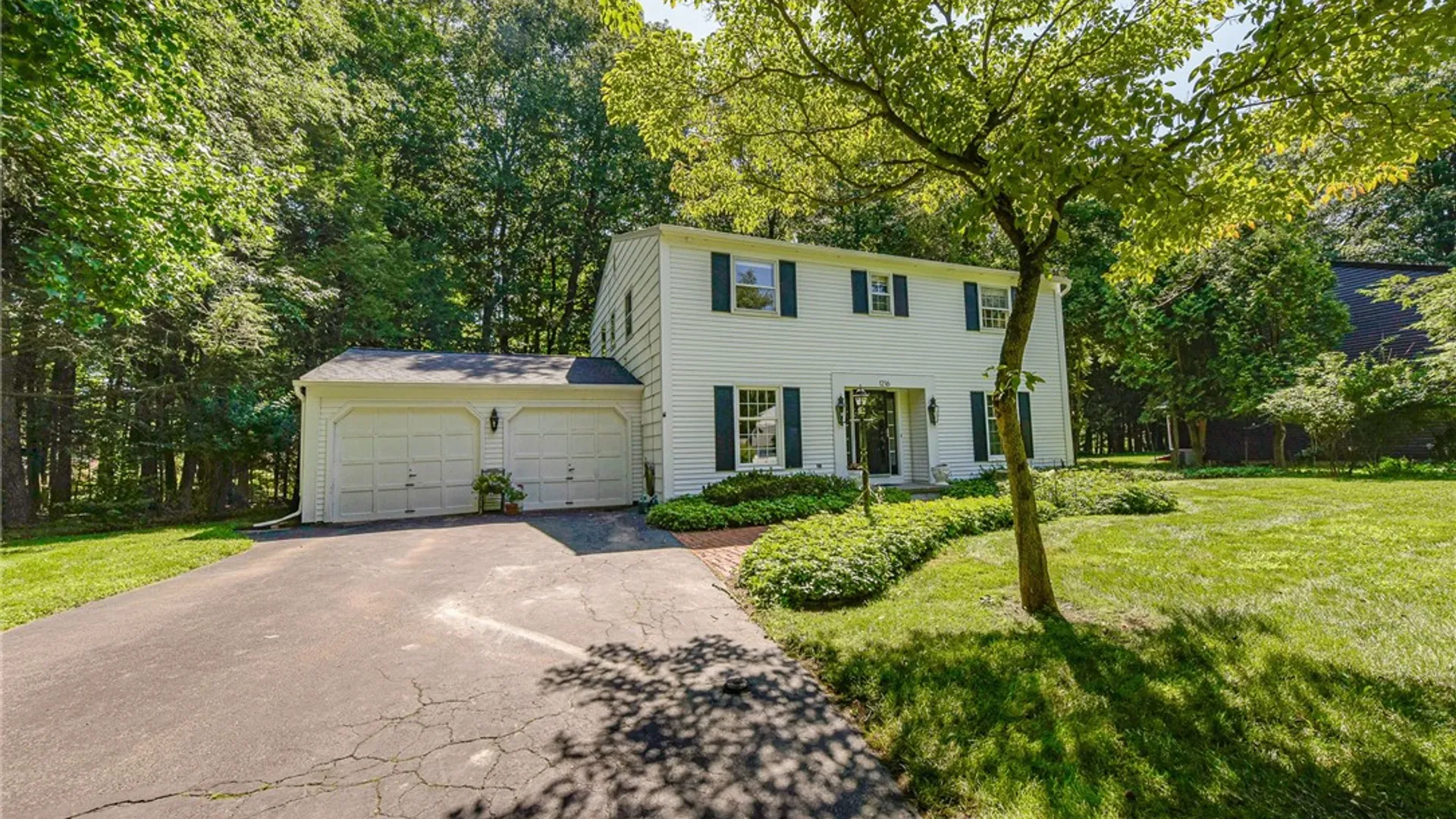 Property at 1216 Gerrads Cross, Webster, NY 14580 3